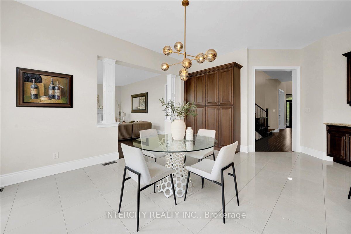 233 Carisbrooke Circle Property Photo 20