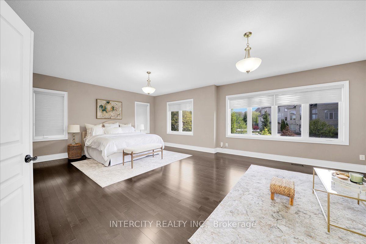 233 Carisbrooke Circle Property Photo 28
