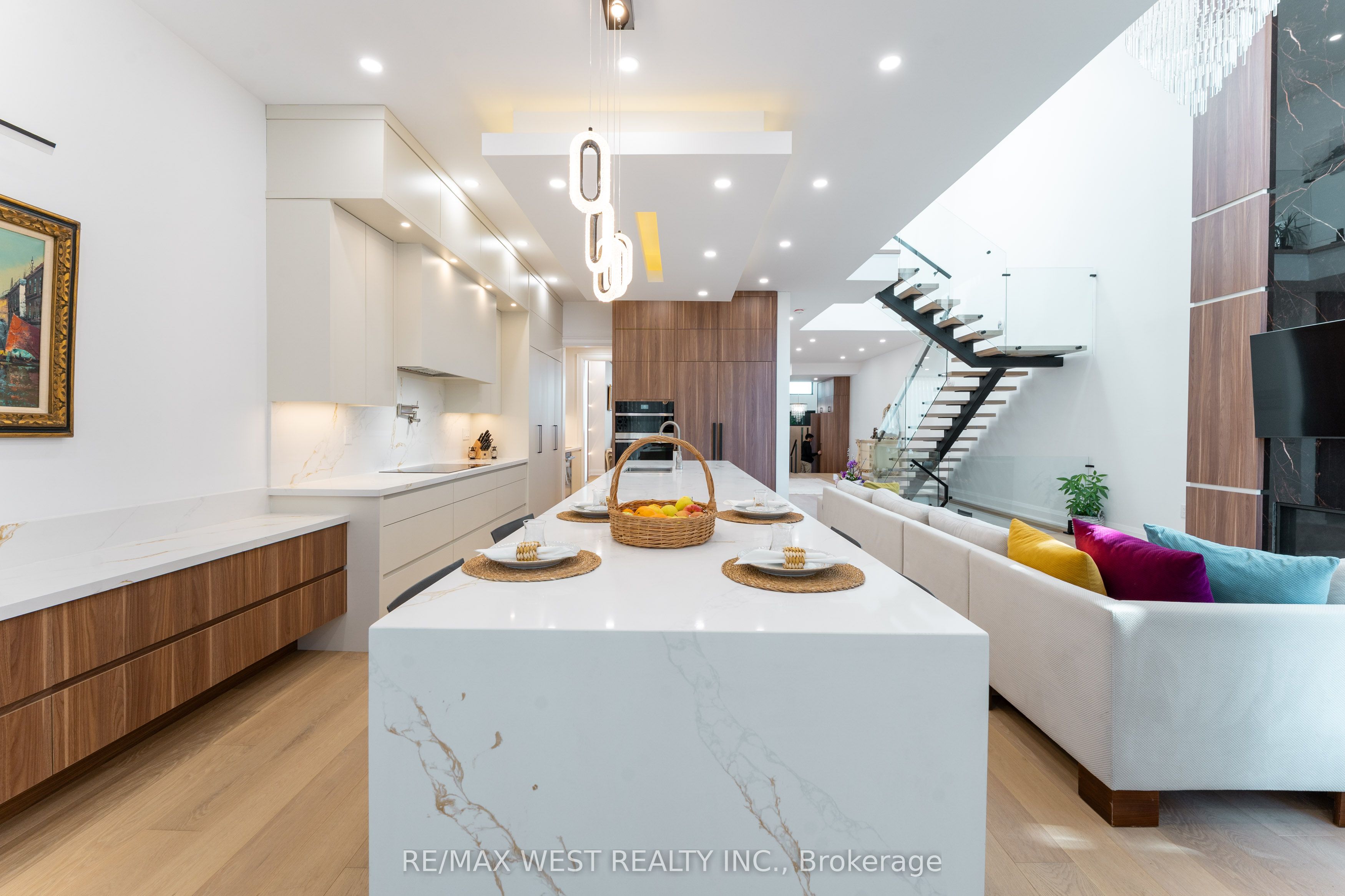52 Wildwood Avenue Property Photo 15
