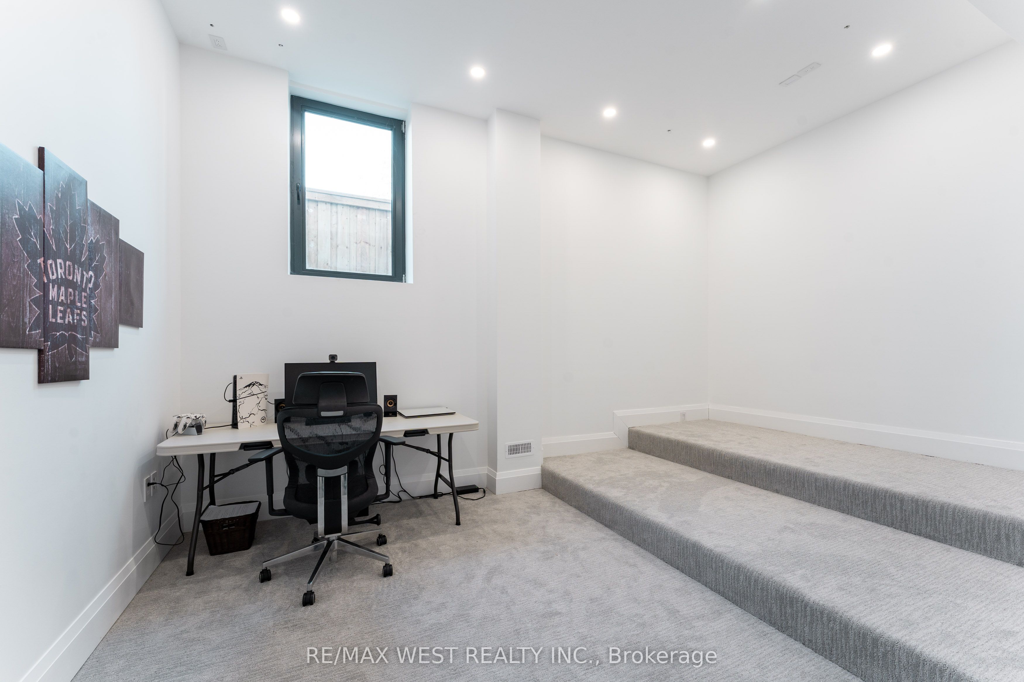 52 Wildwood Avenue Property Photo 40