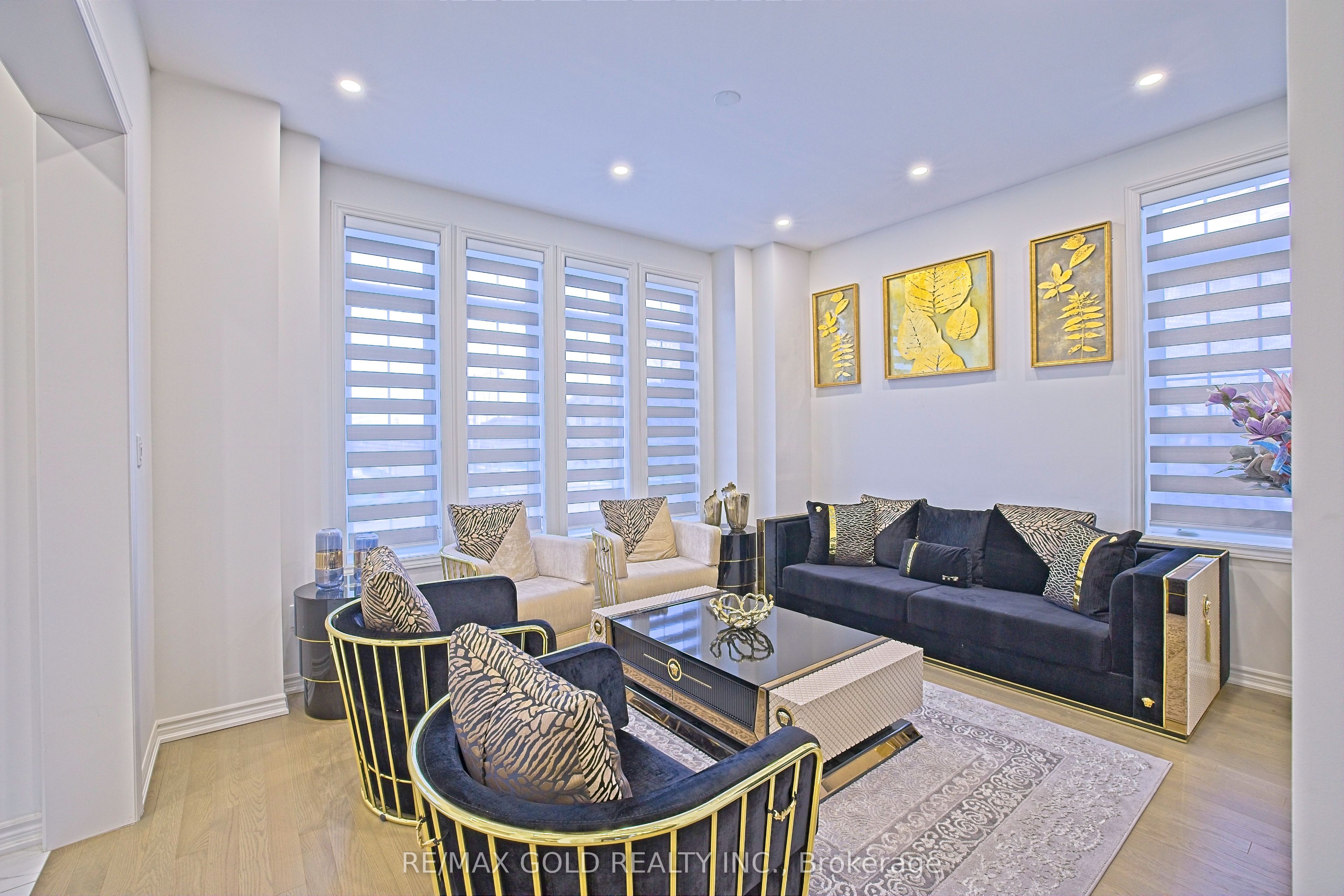 19 Marigold Boulevard Property Photo 7