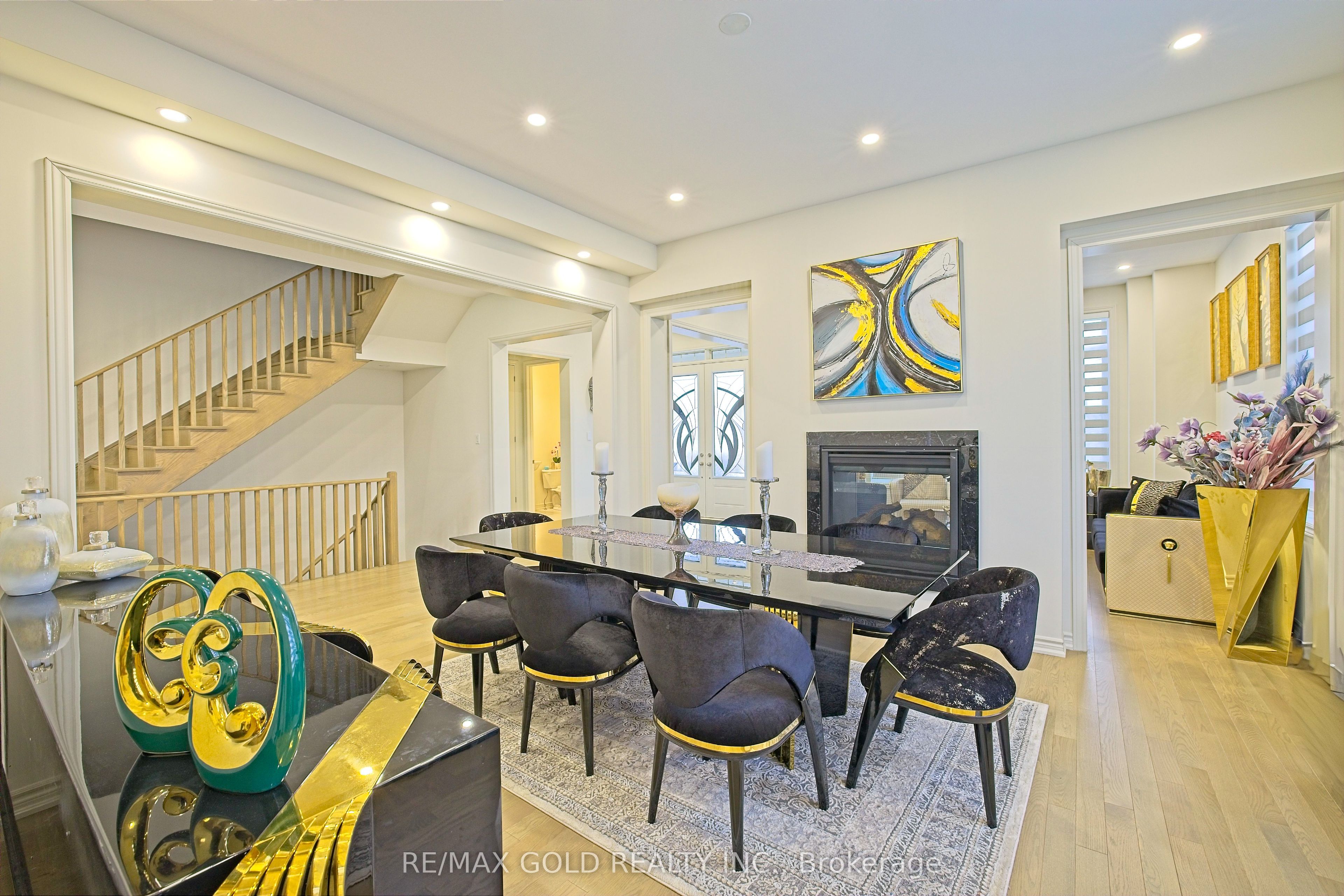 19 Marigold Boulevard Property Photo 10