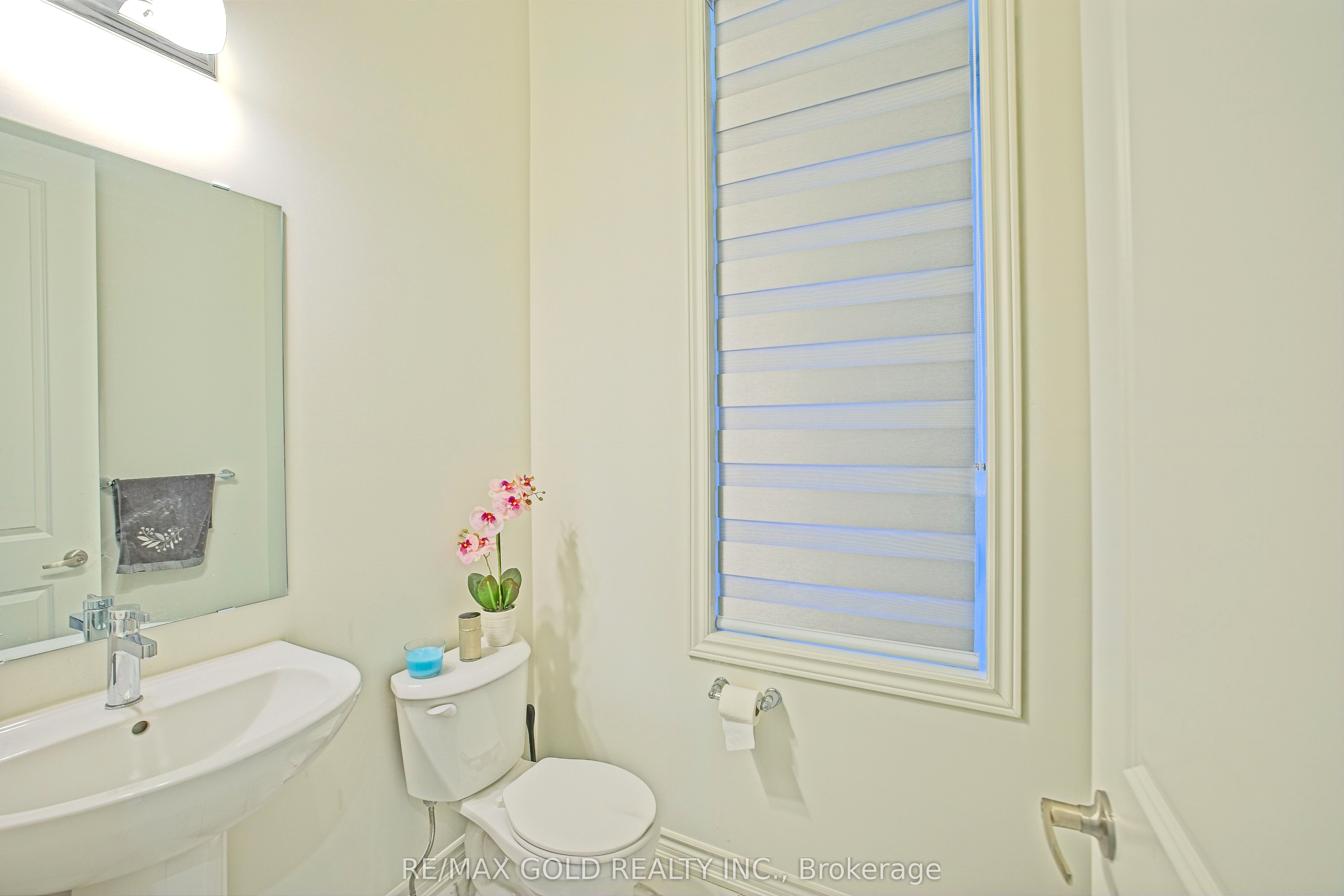 19 Marigold Boulevard Property Photo 13