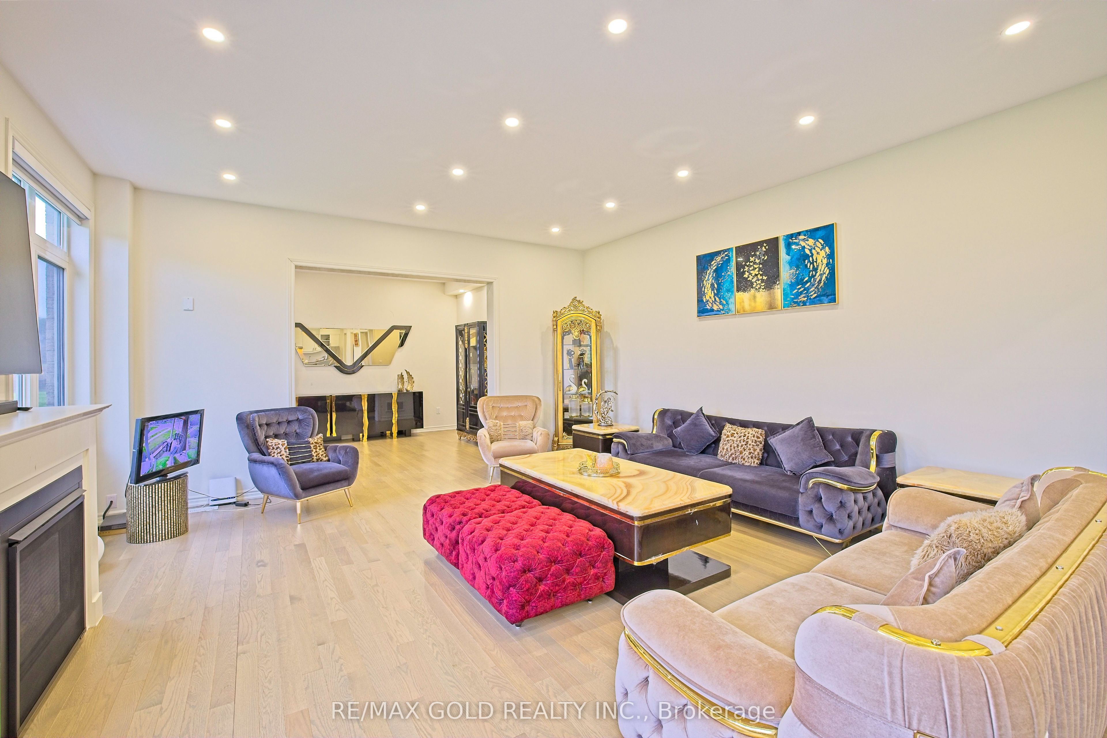 19 Marigold Boulevard Property Photo 21
