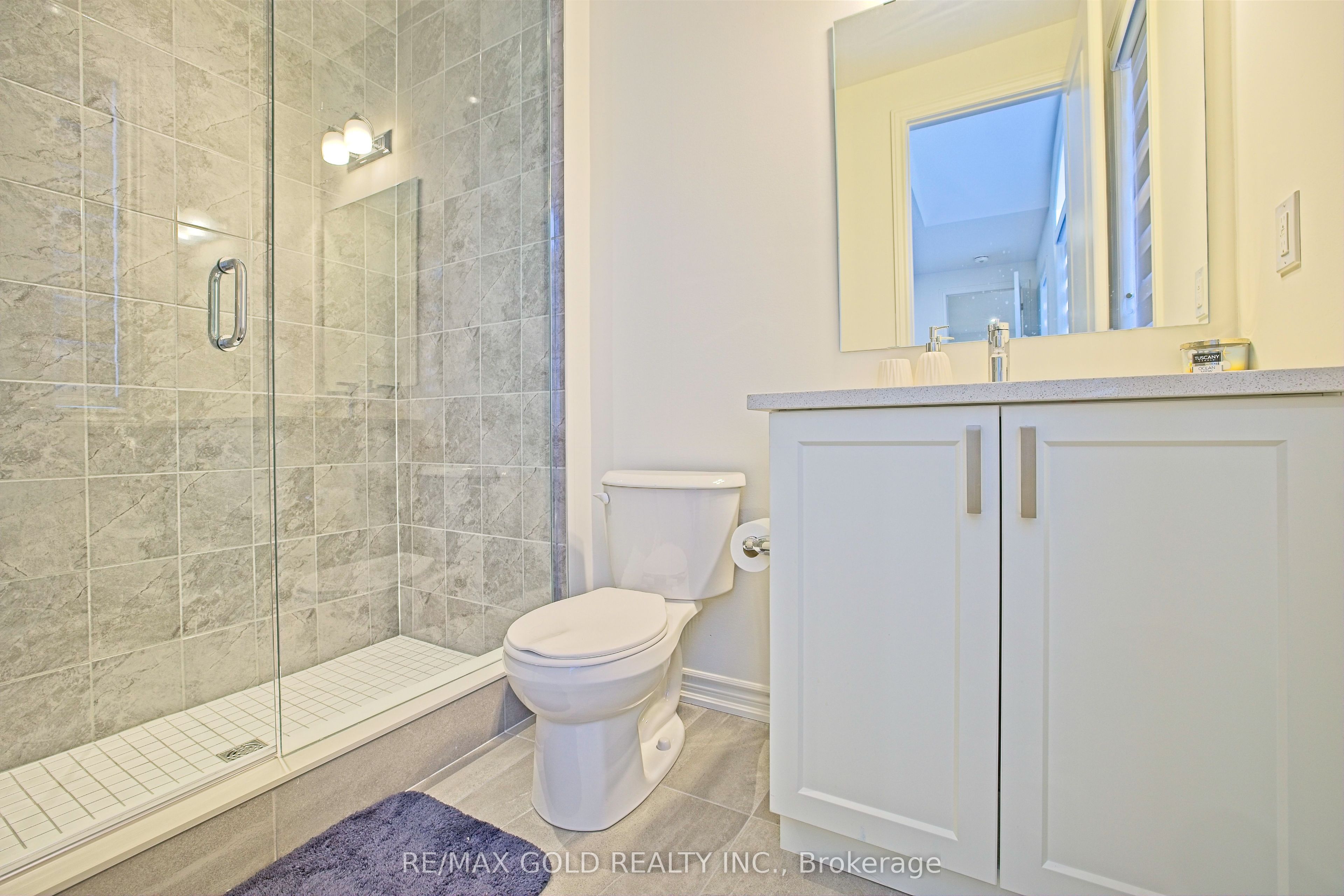 19 Marigold Boulevard Property Photo 36