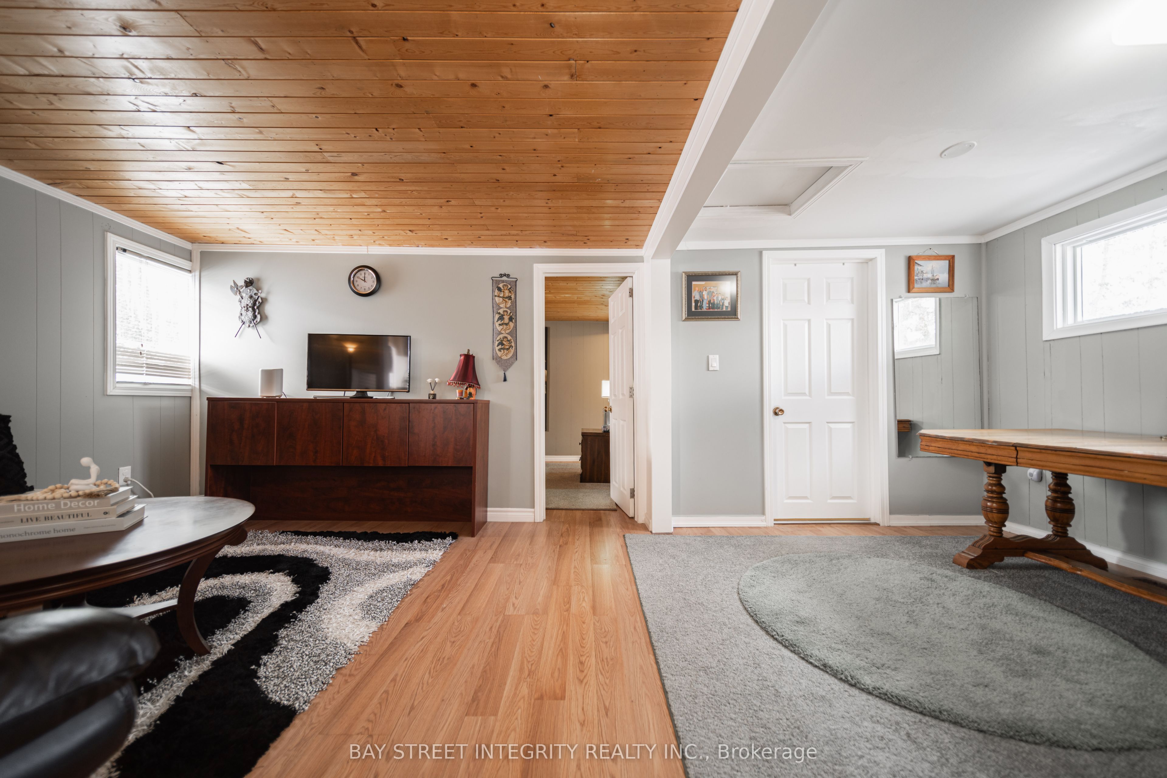 74 De La Salle Boulevard Property Photo 13