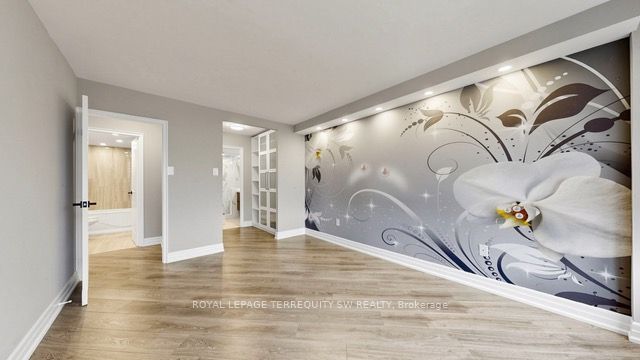 7440 Bathurst Street 512 Property Photo 13