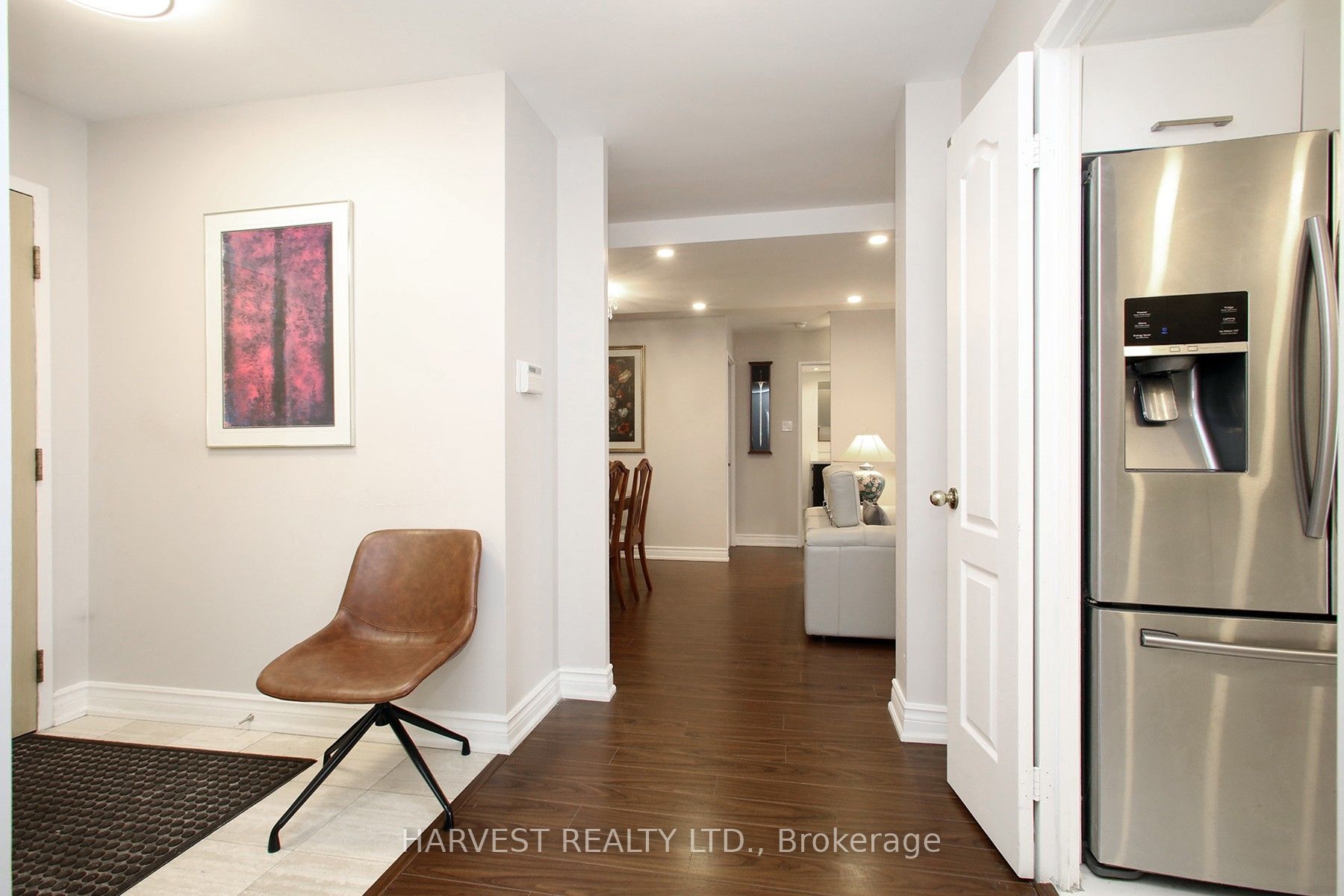 7 Townsgate Drive 1402 Property Photo 7