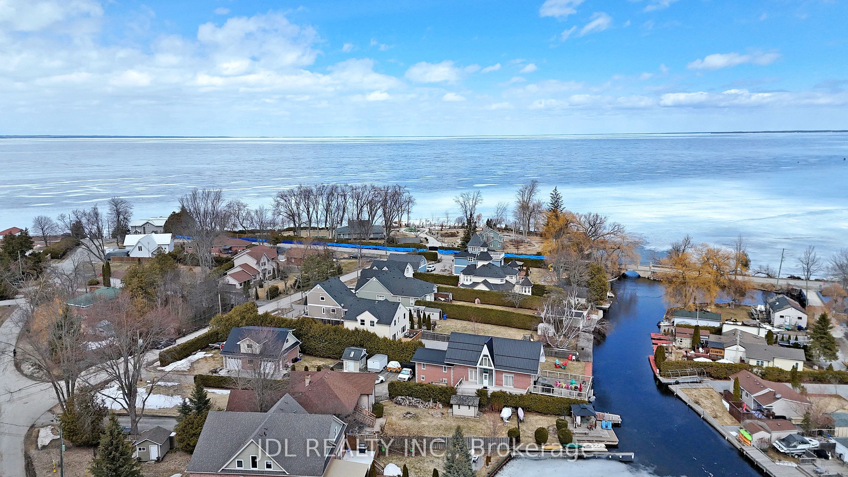 11 Red Robin Road Property Photo 2