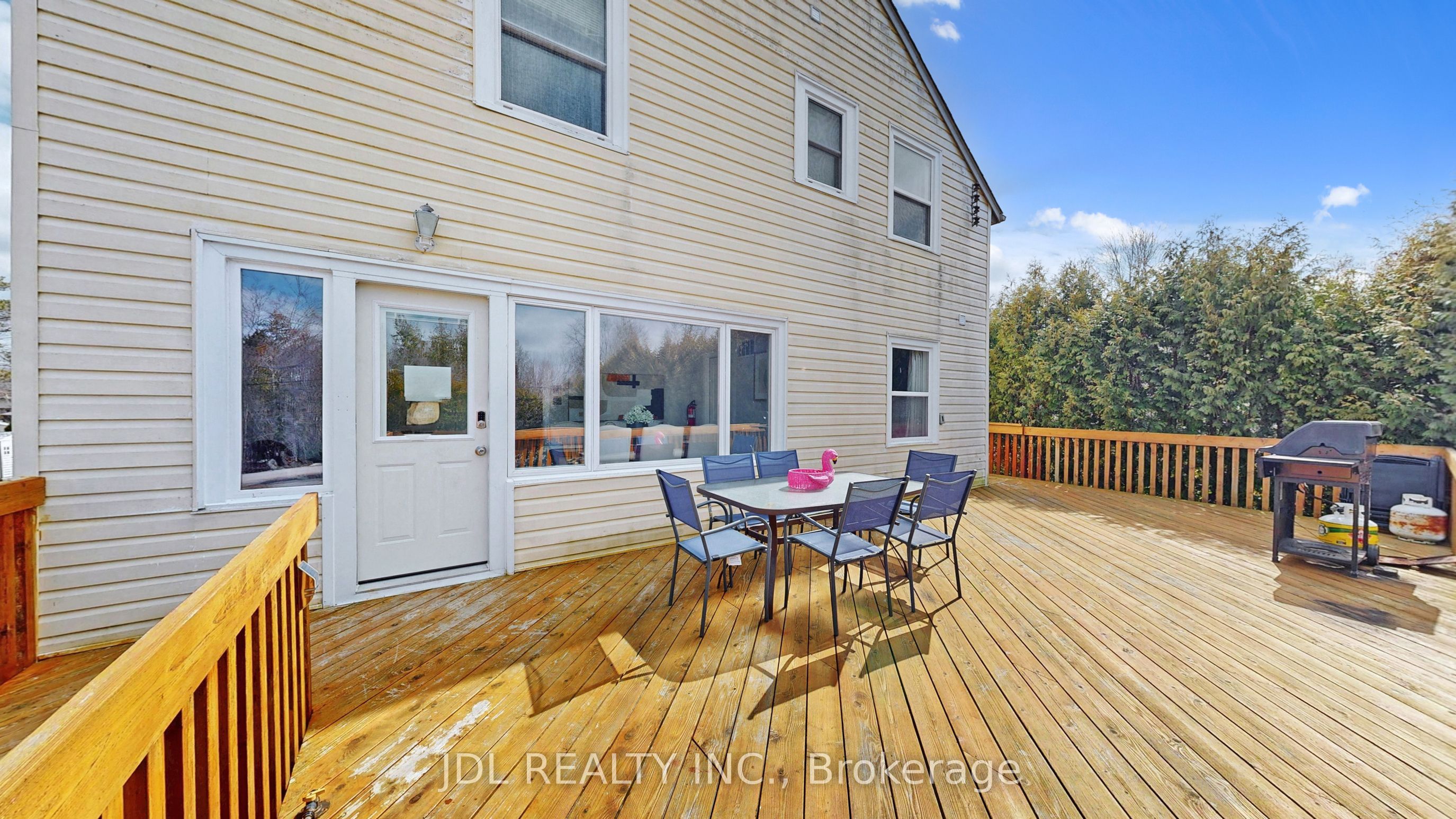 11 Red Robin Road Property Photo 4
