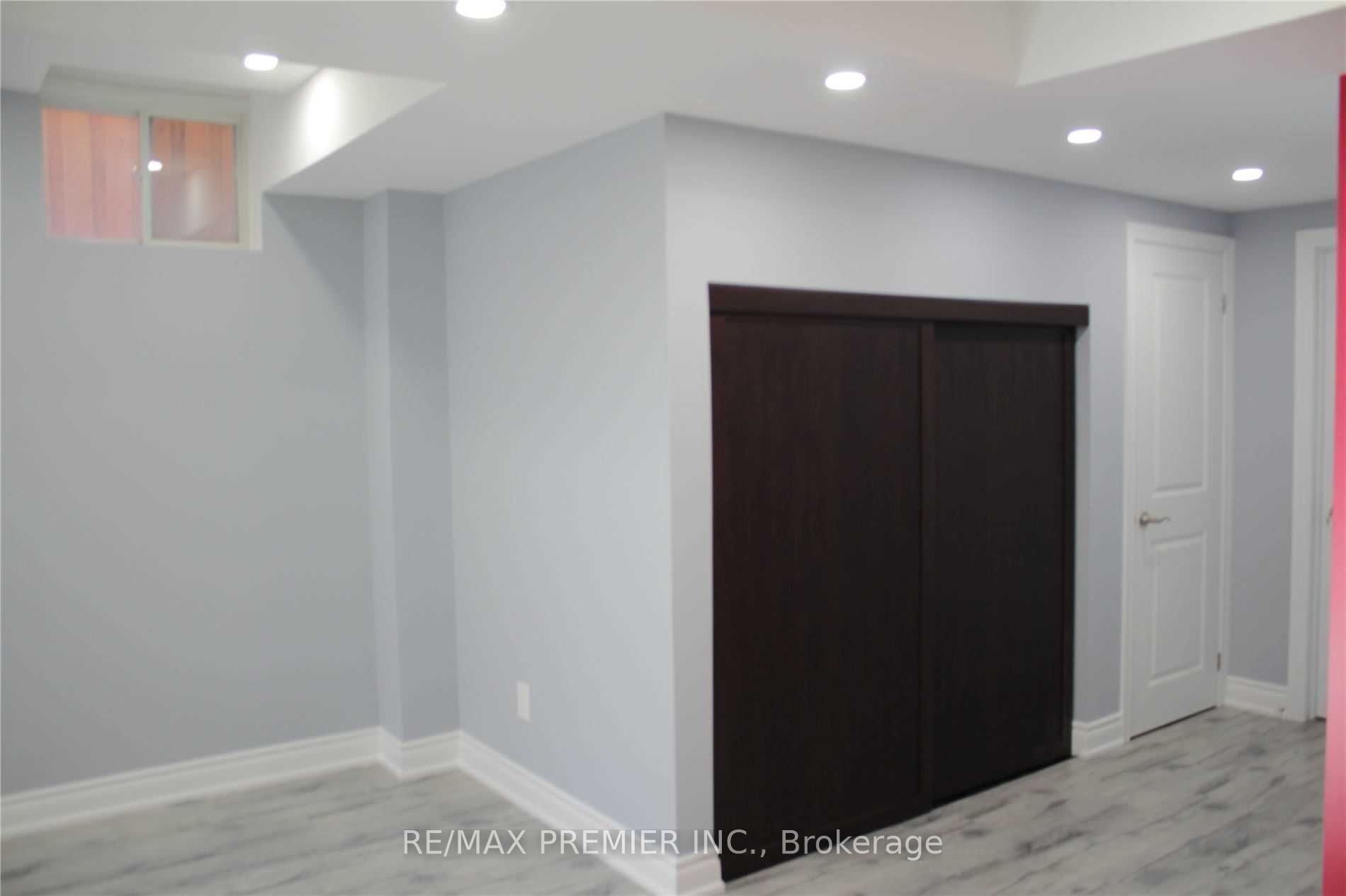 122 Garyscholl Road Bsmt Property Photo 15