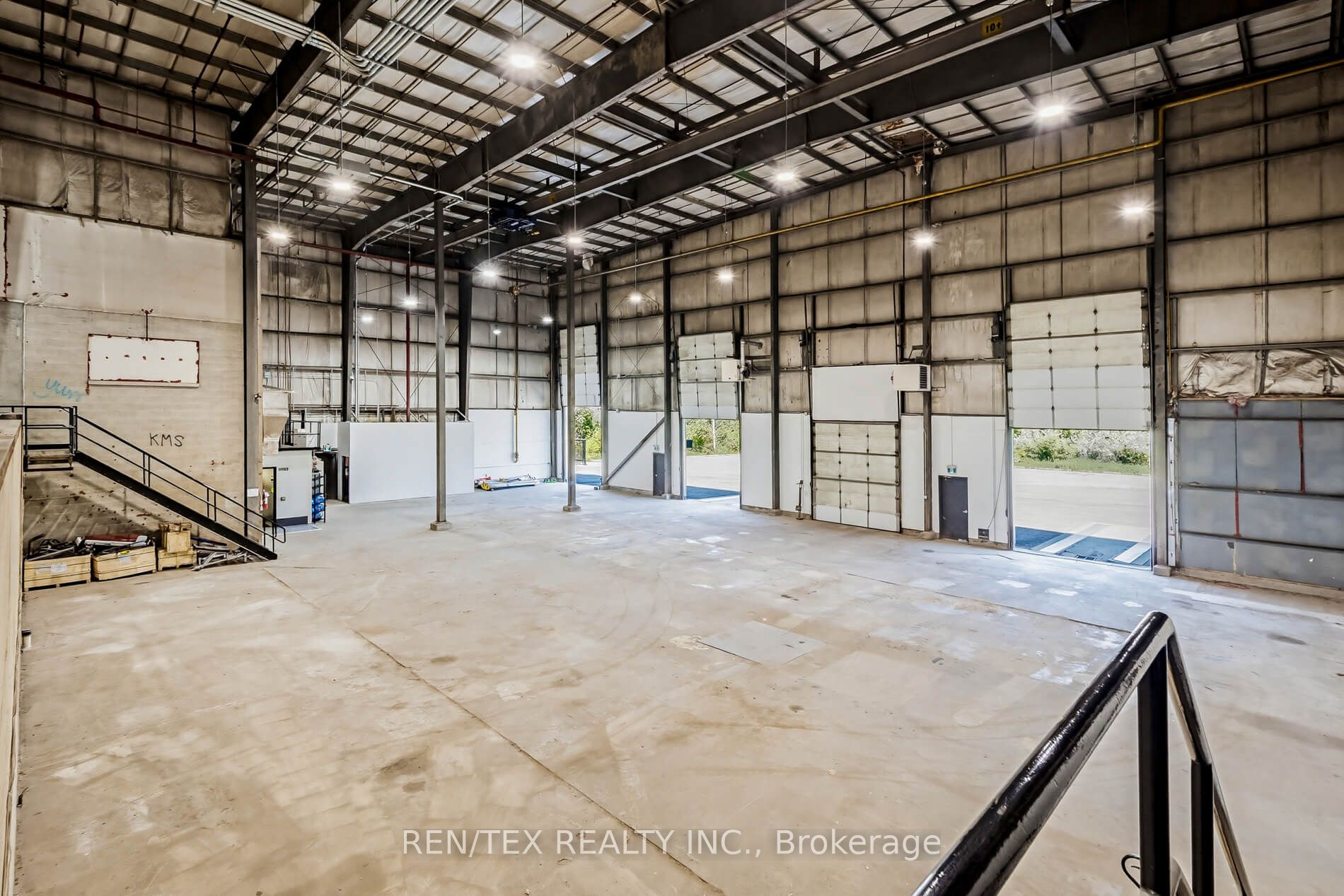 395 Harry Walker Parkway S Property Photo 13