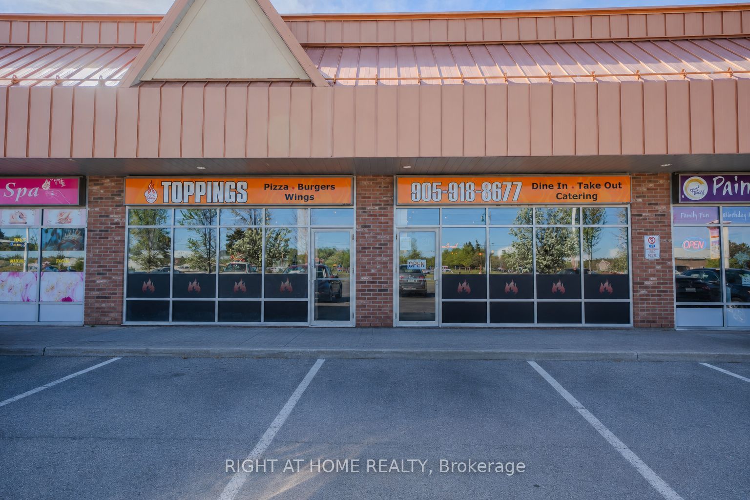 1285 Elgin Mills Road E 16-17