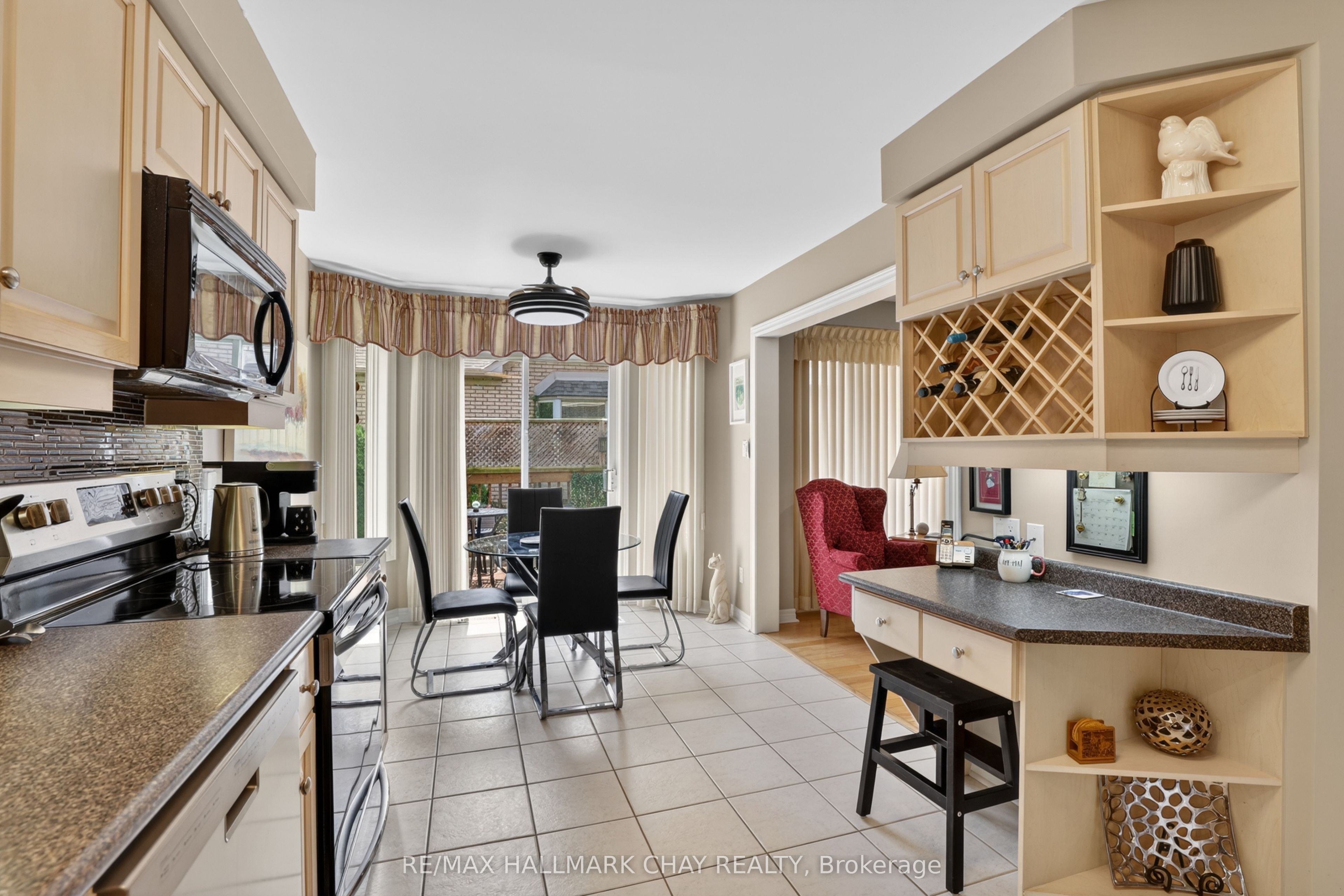 21 Briar Gate Way Property Photo 8