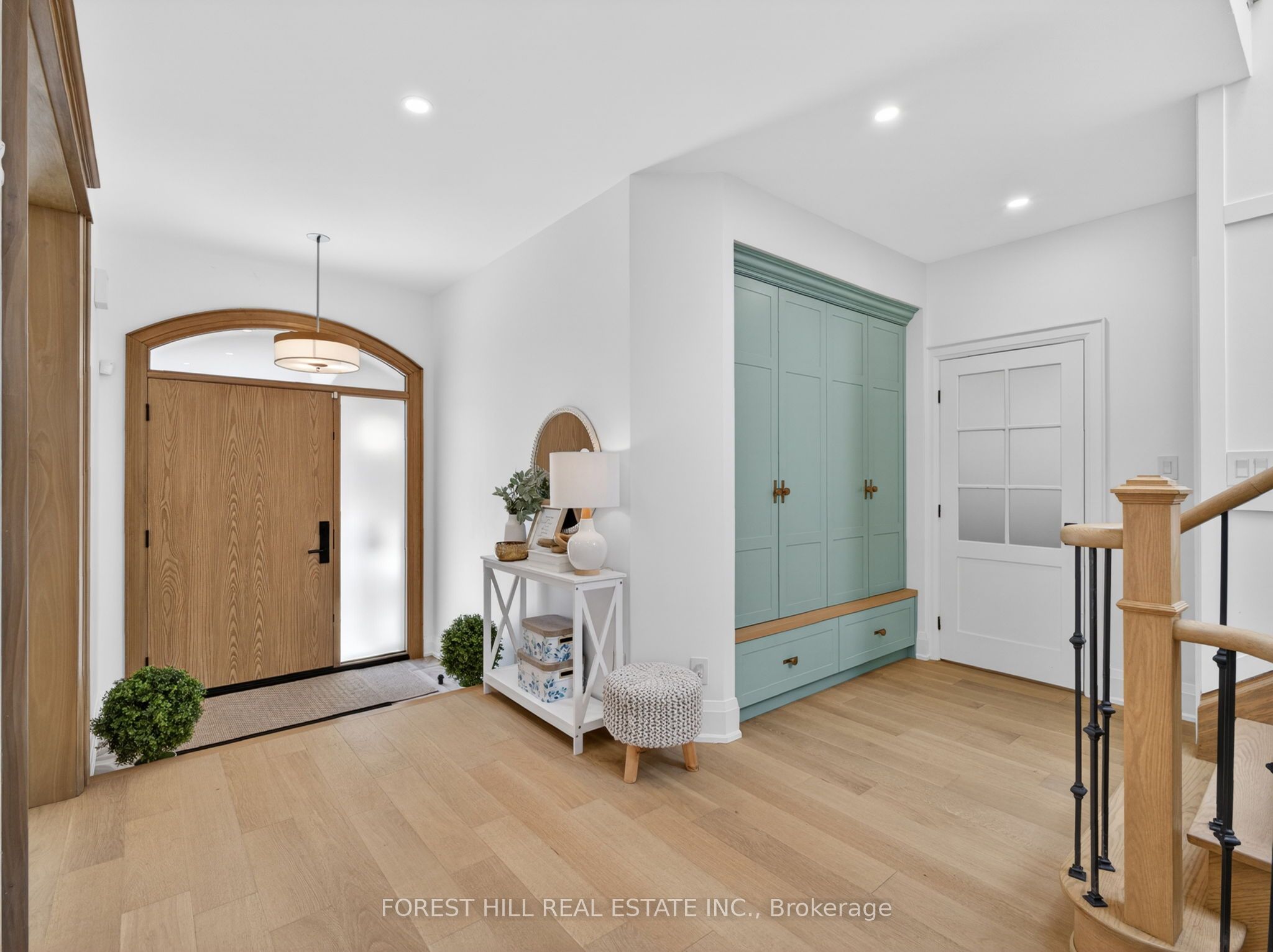 118 Pathlane Road Property Photo 3