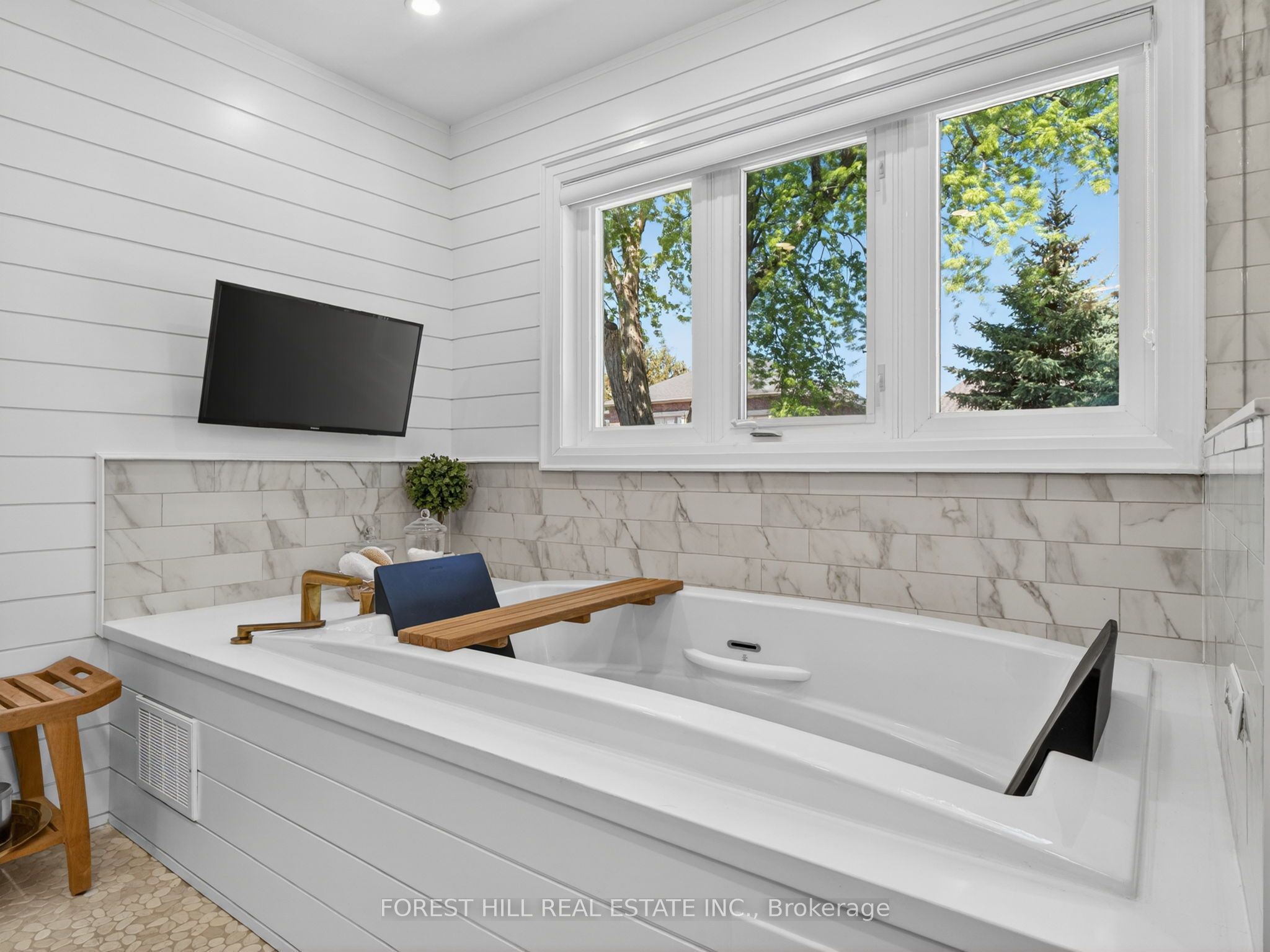 118 Pathlane Road Property Photo 26