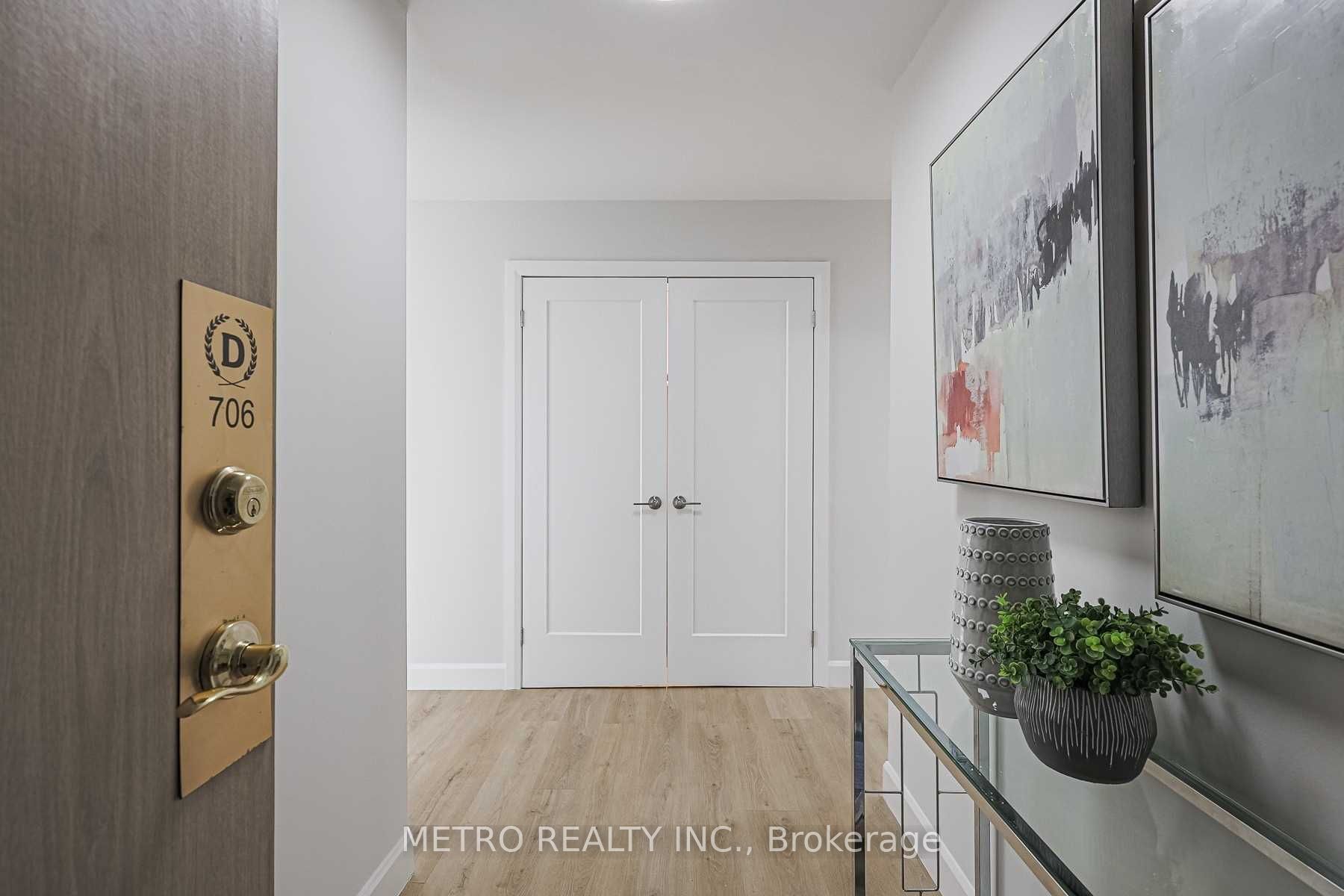 30 Harding Boulevard 706 Property Photo 3