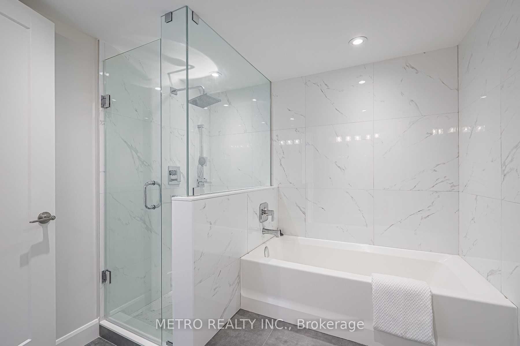 30 Harding Boulevard 706 Property Photo 24