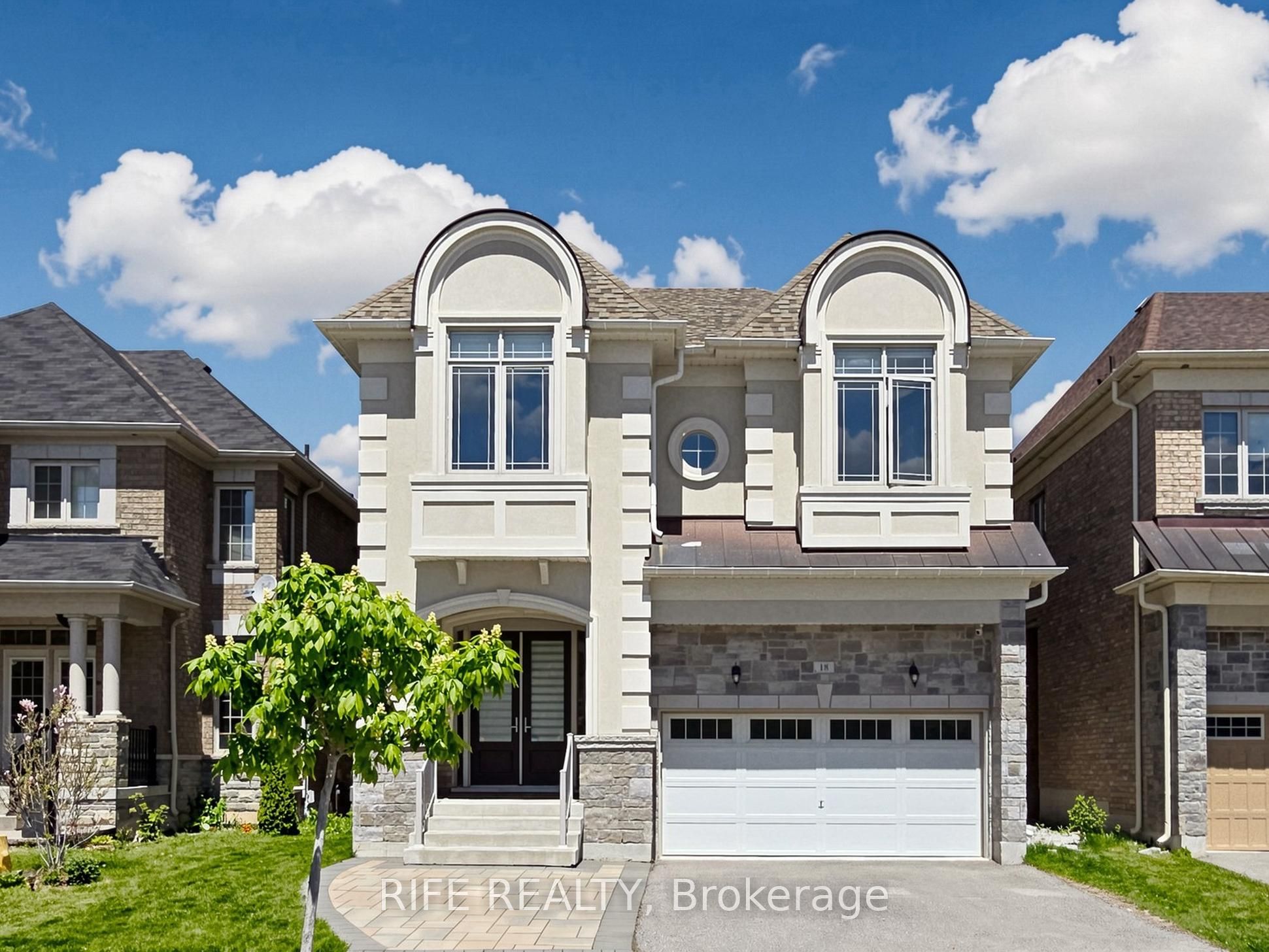 18 Rossini Drive Property Photo 1