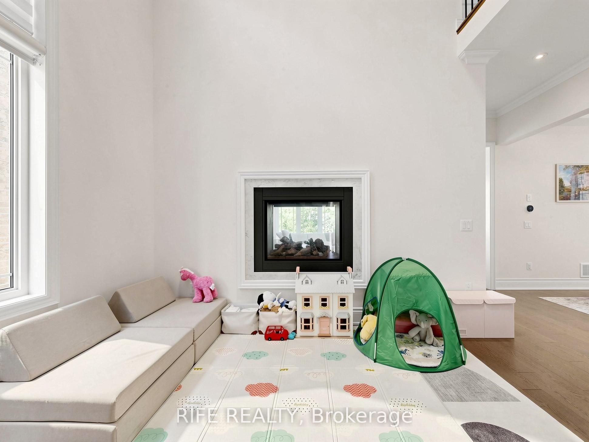 18 Rossini Drive Property Photo 5