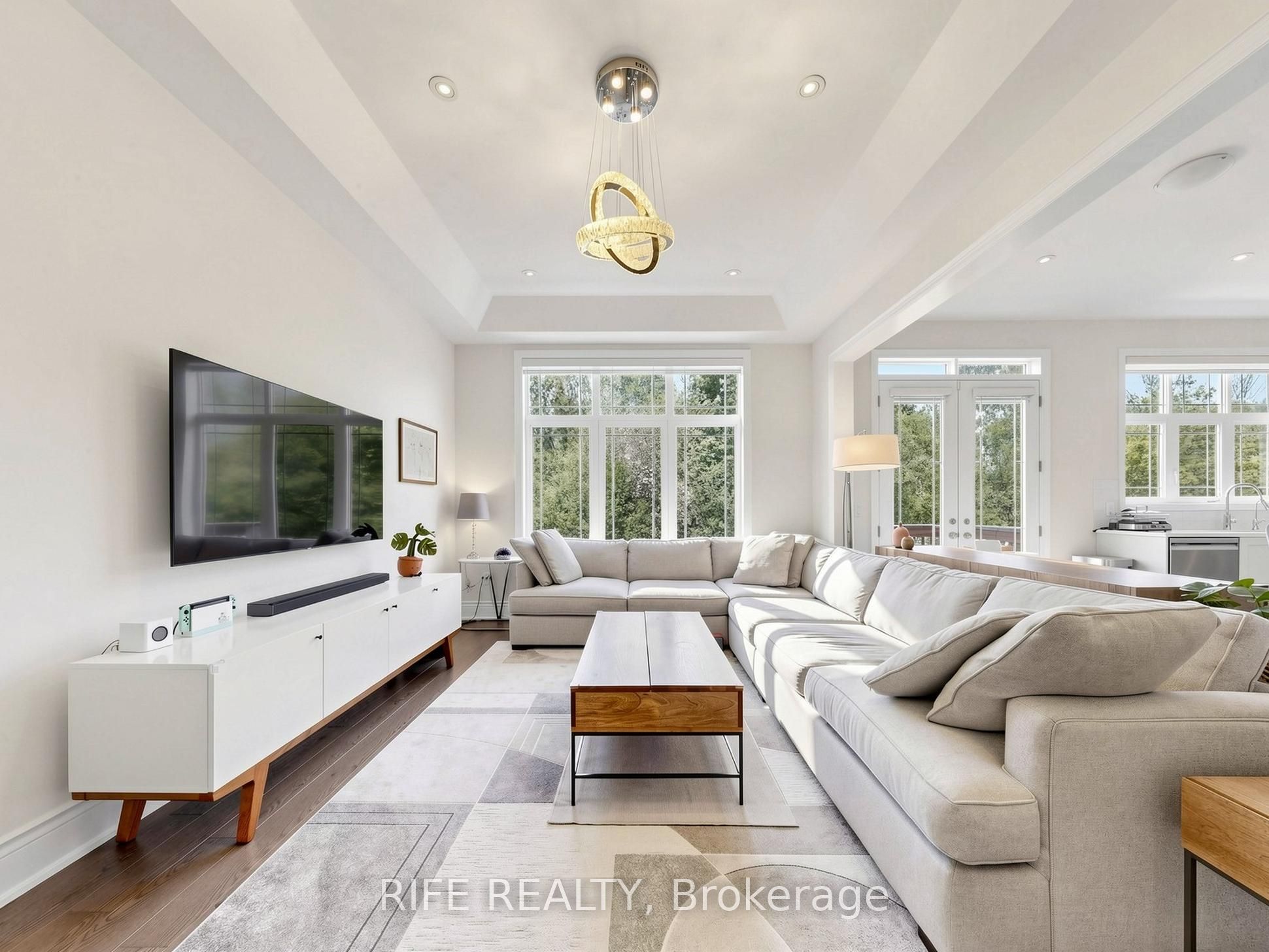 18 Rossini Drive Property Photo 13