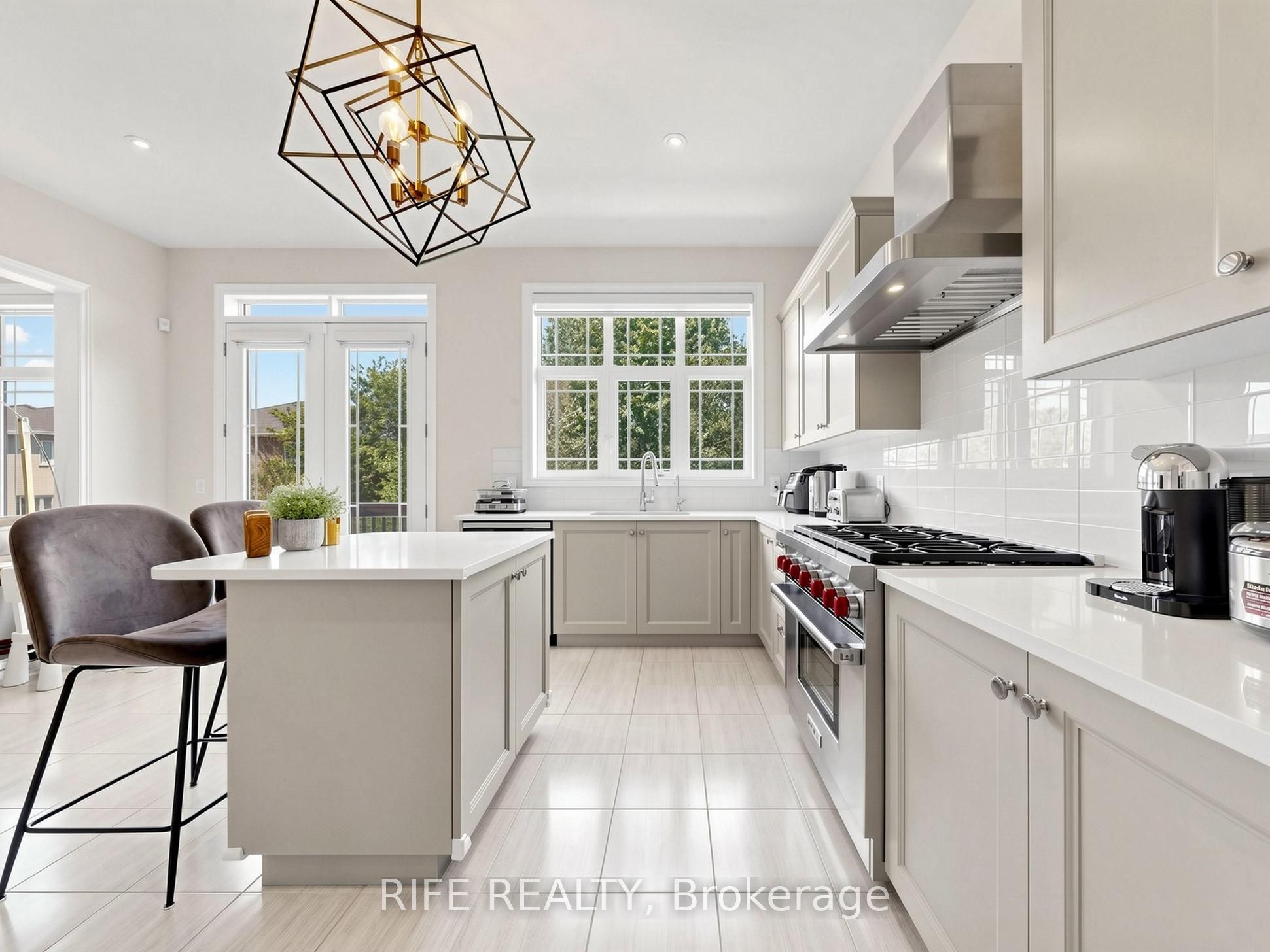 18 Rossini Drive Property Photo 23