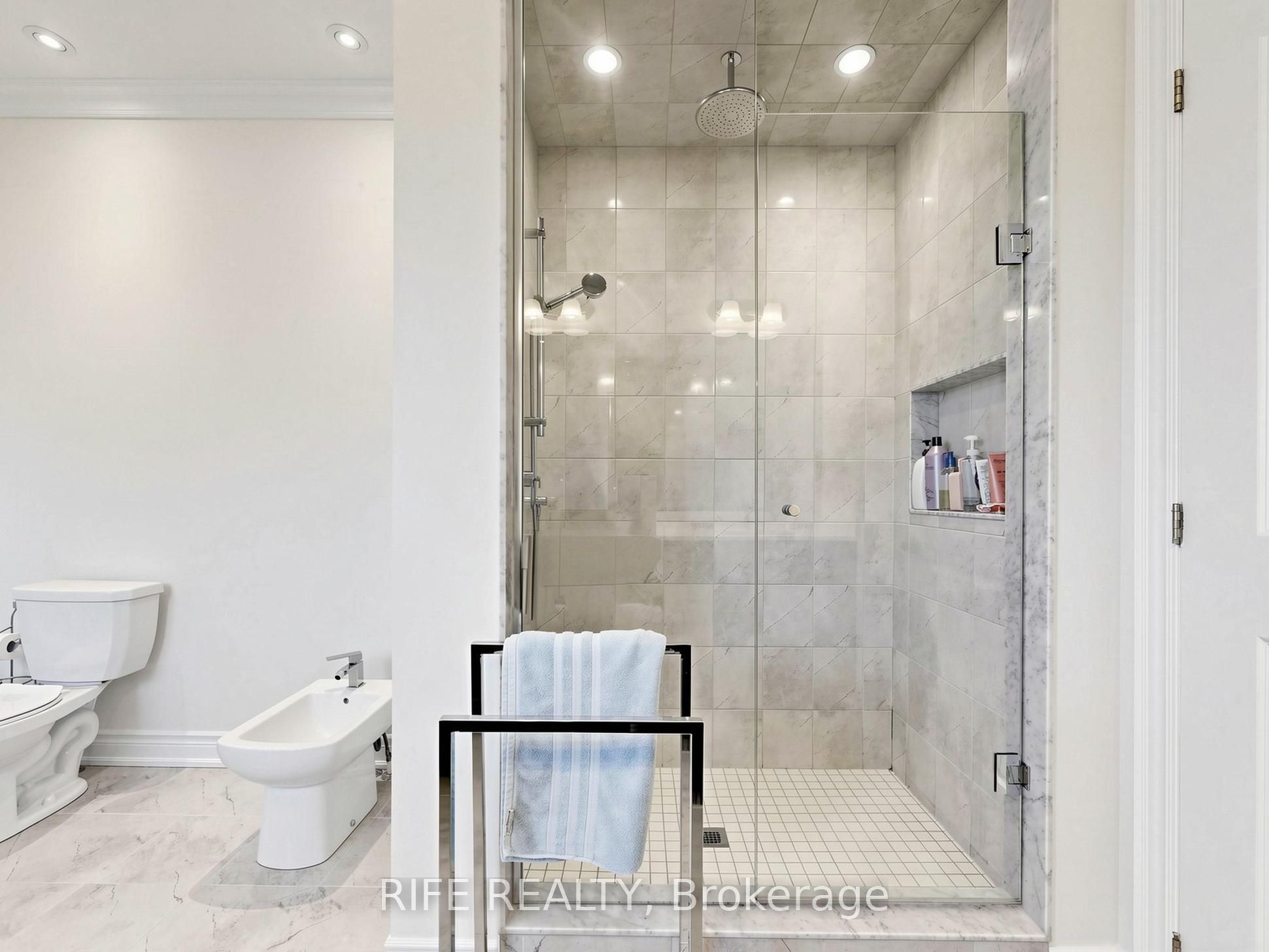 18 Rossini Drive Property Photo 29