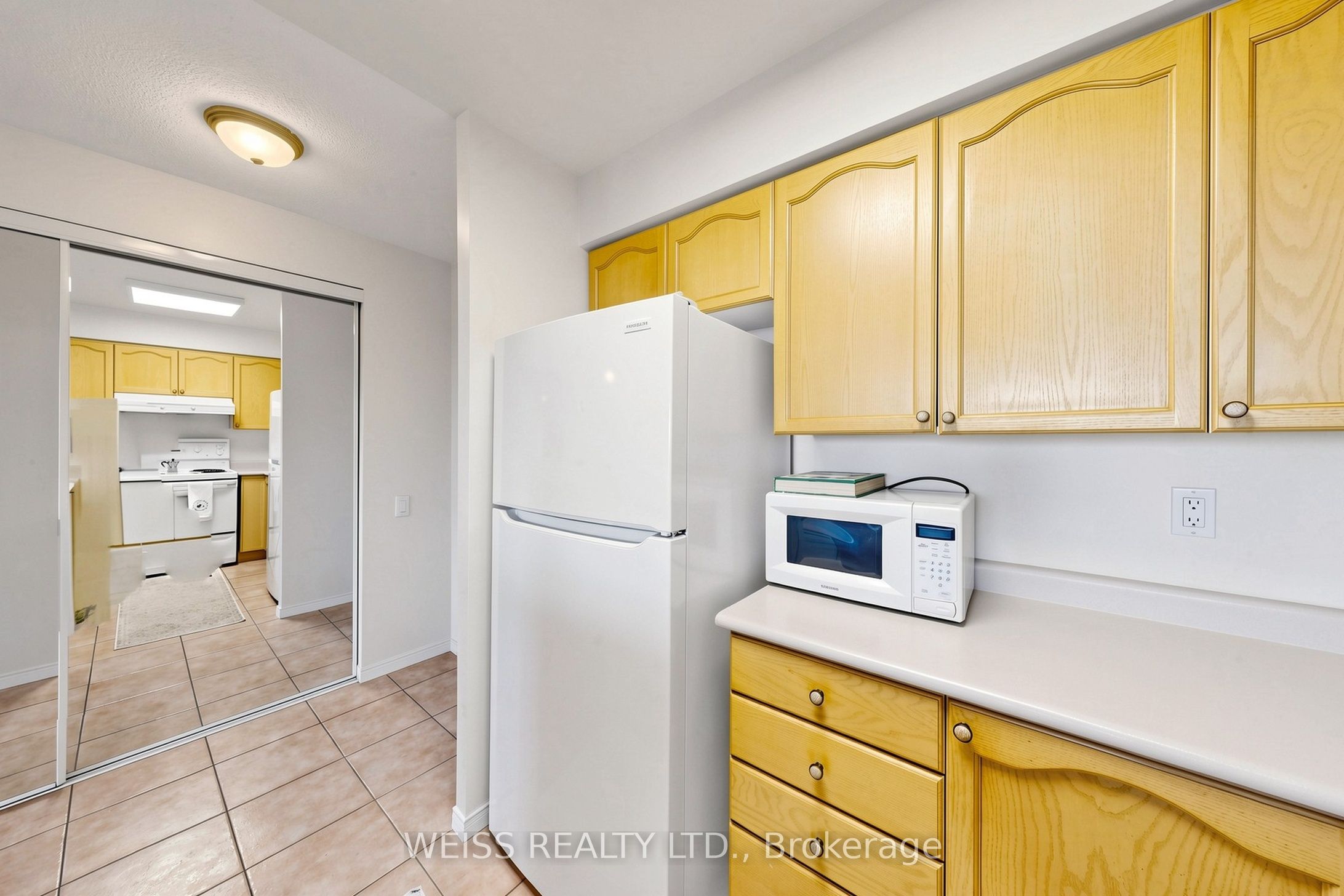 5 Emerald Lane 710 Property Photo 13