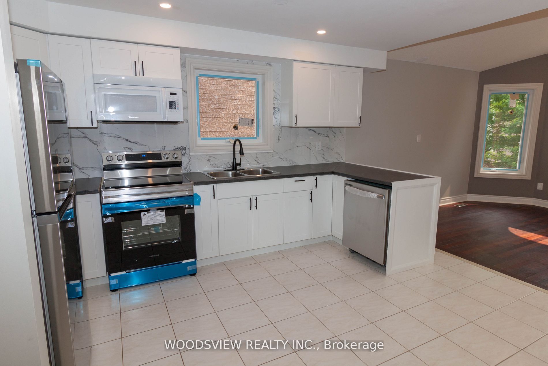 52 Rush Road (main &upper Floor) Property Photo 2