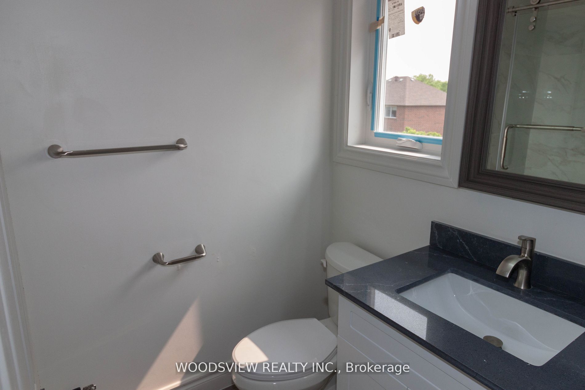 52 Rush Road (main &upper Floor) Property Photo 11