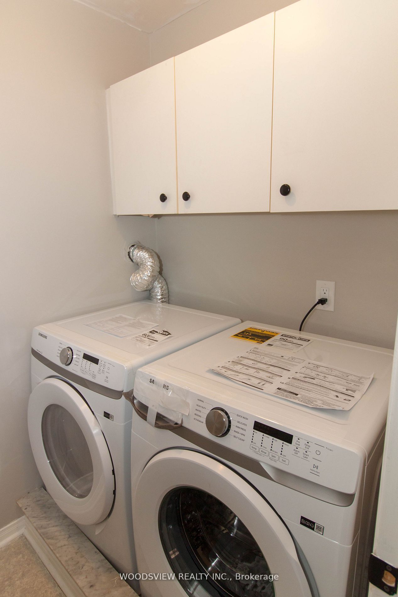 52 Rush Road (main &upper Floor) Property Photo 13