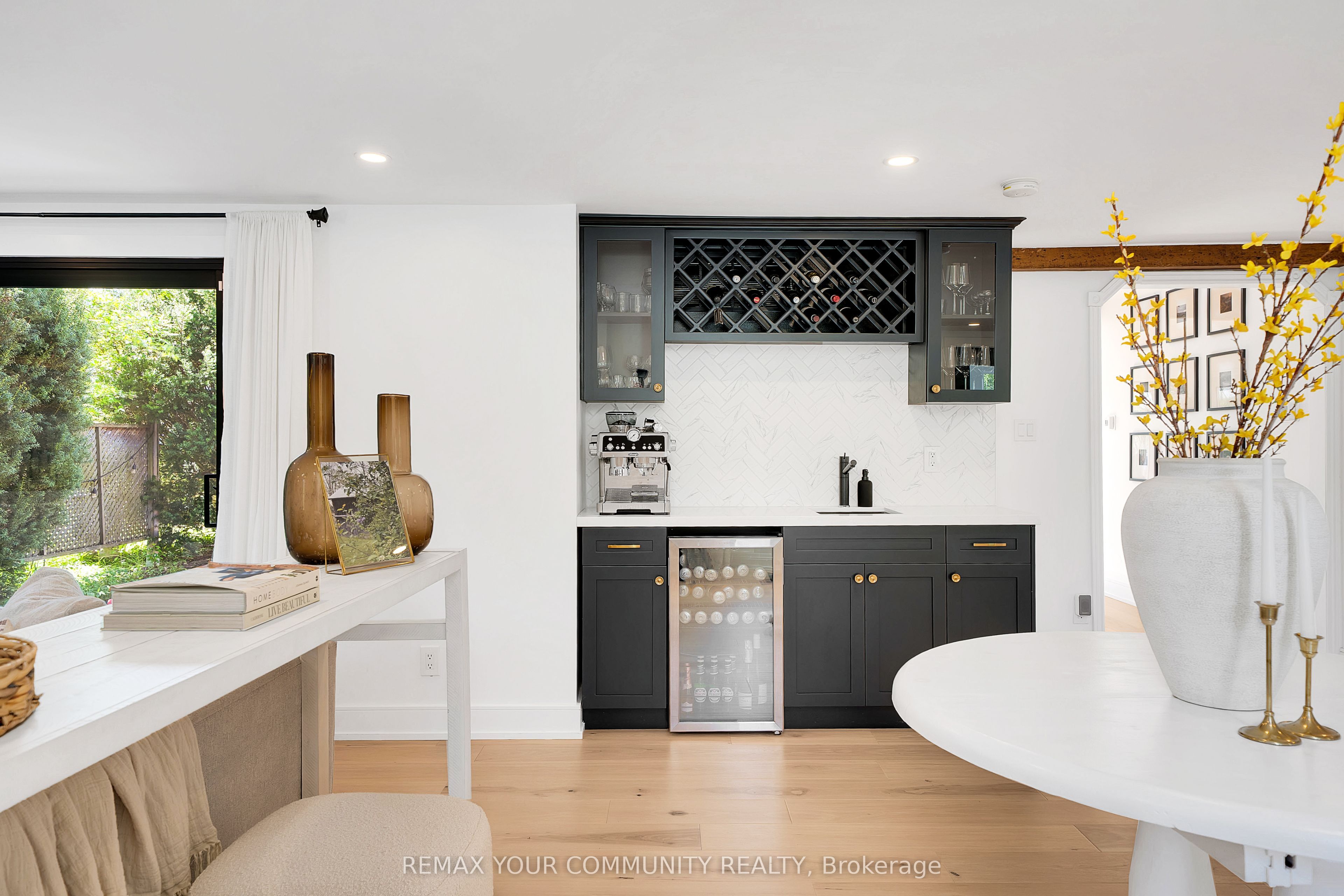 12768 Weston Road Property Photo 7