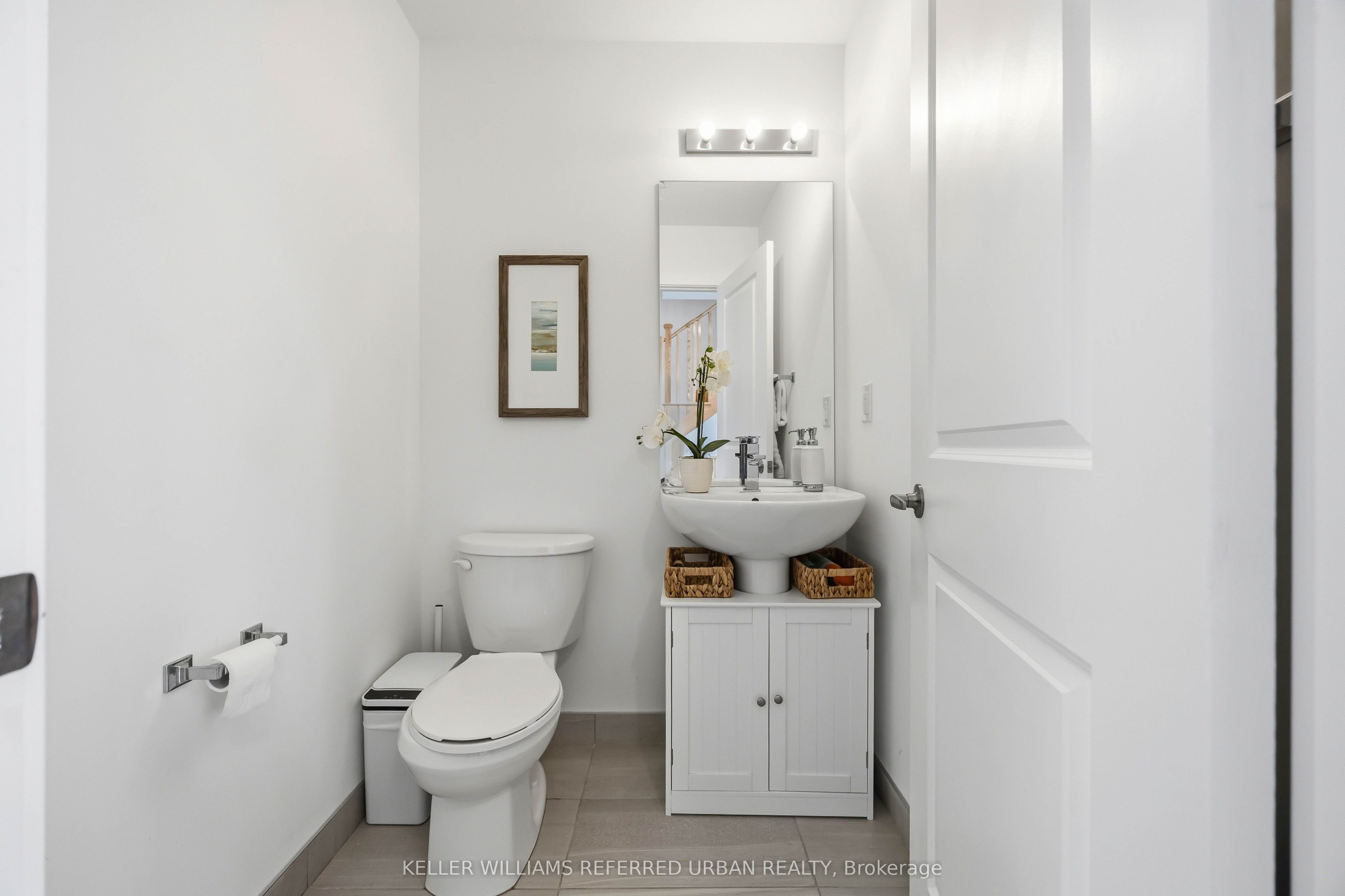5458 Main Street Property Photo 15