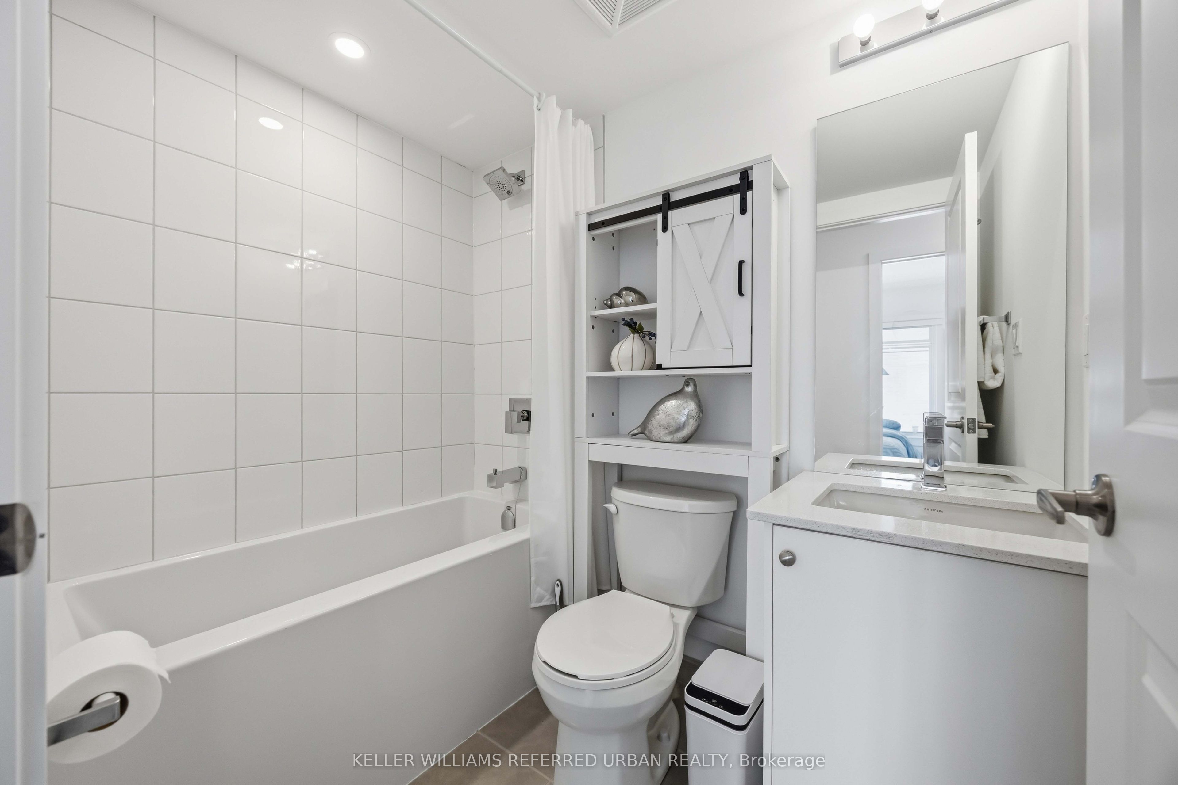 5458 Main Street Property Photo 29