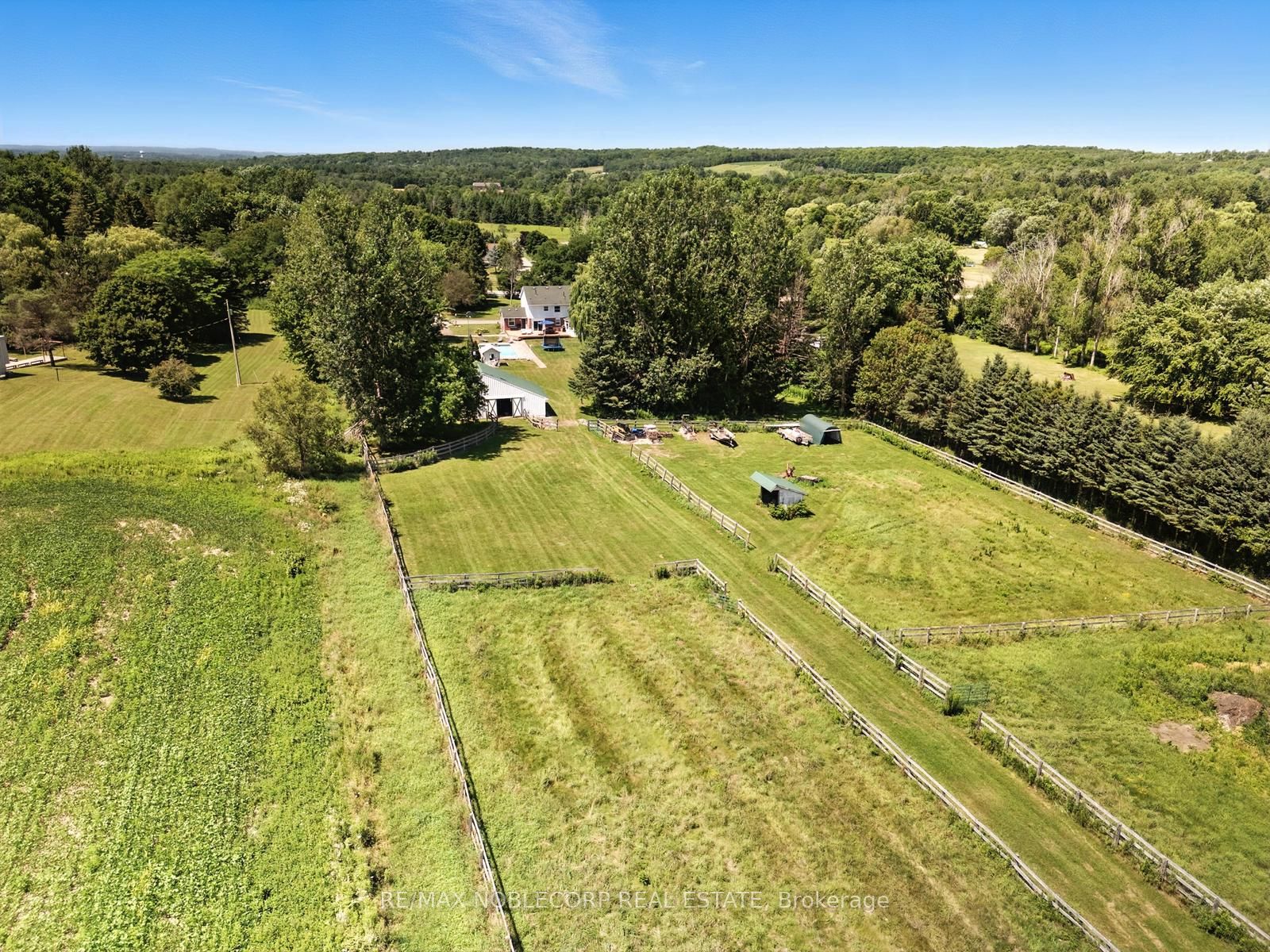 2037 15th Side Road Property Photo 50