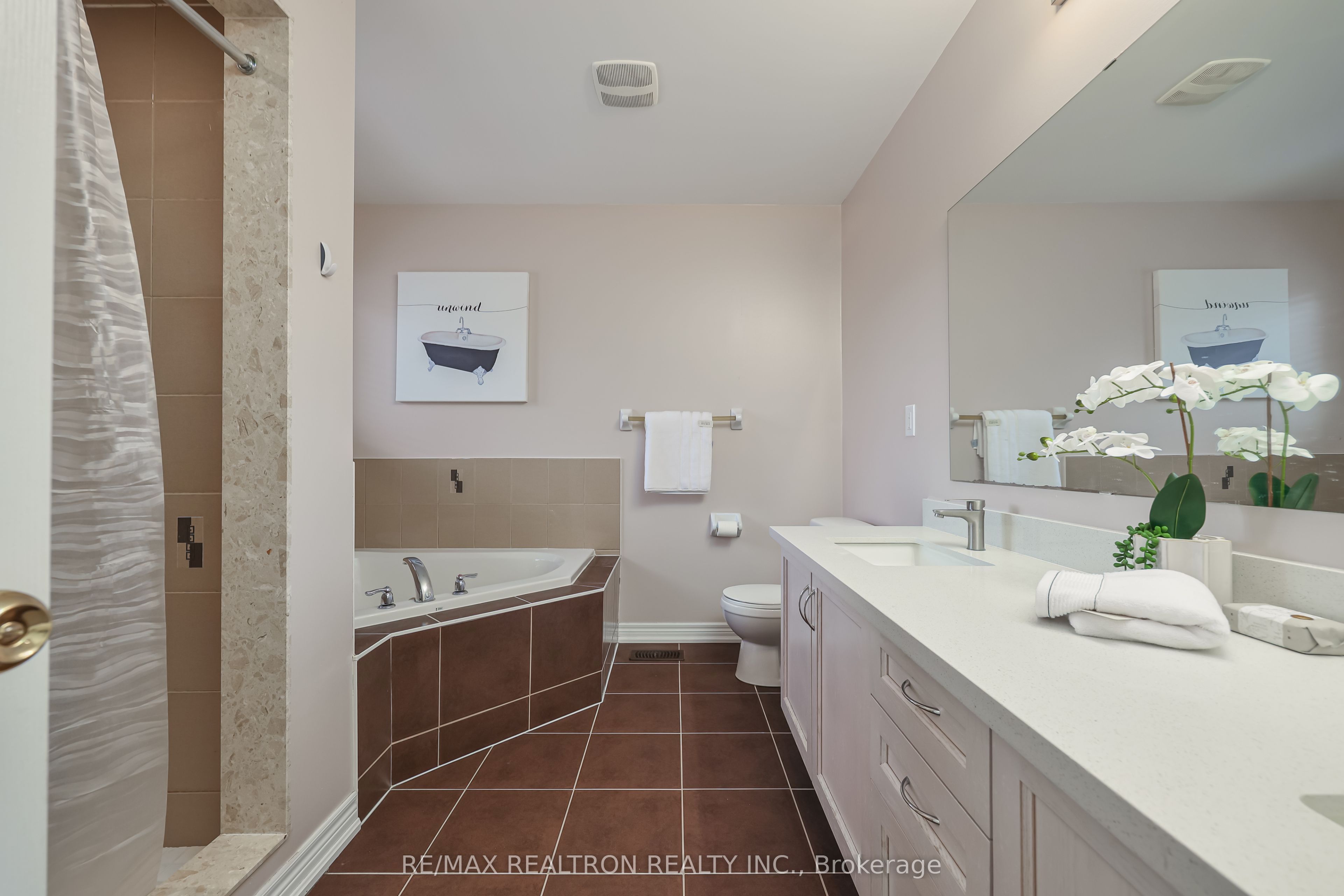 16 Mckenzie Way Property Photo 18