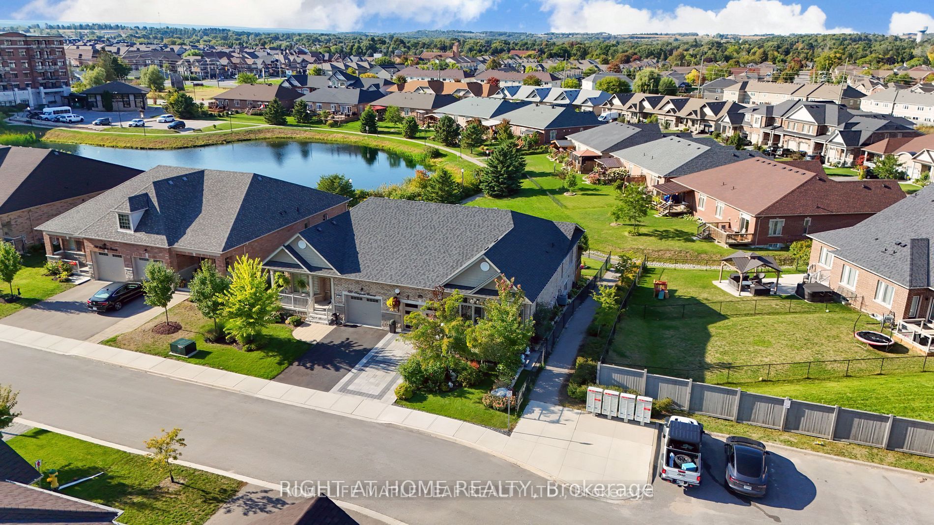 126 Kingsmere Crescent