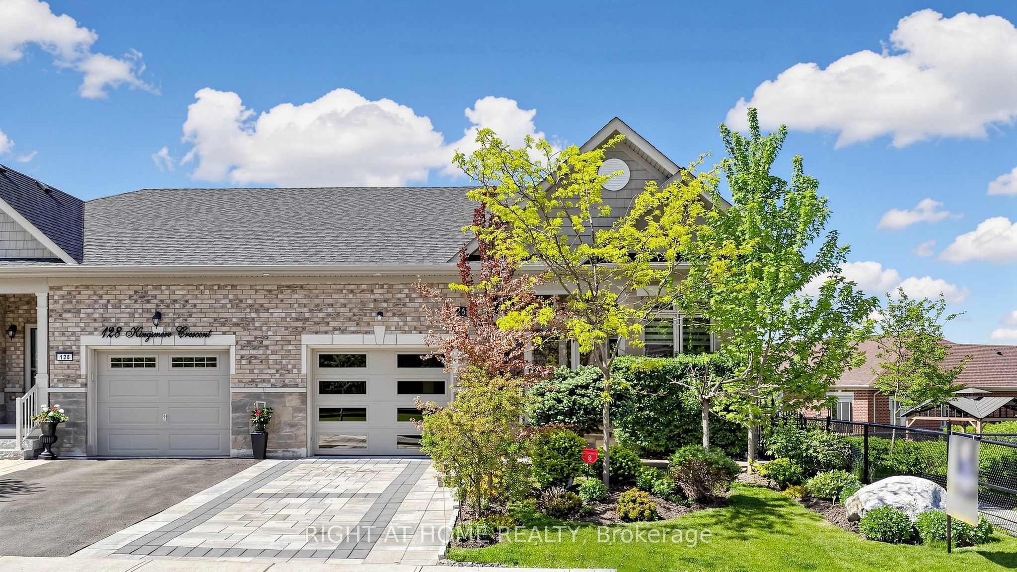 126 Kingsmere Crescent Property Photo 7