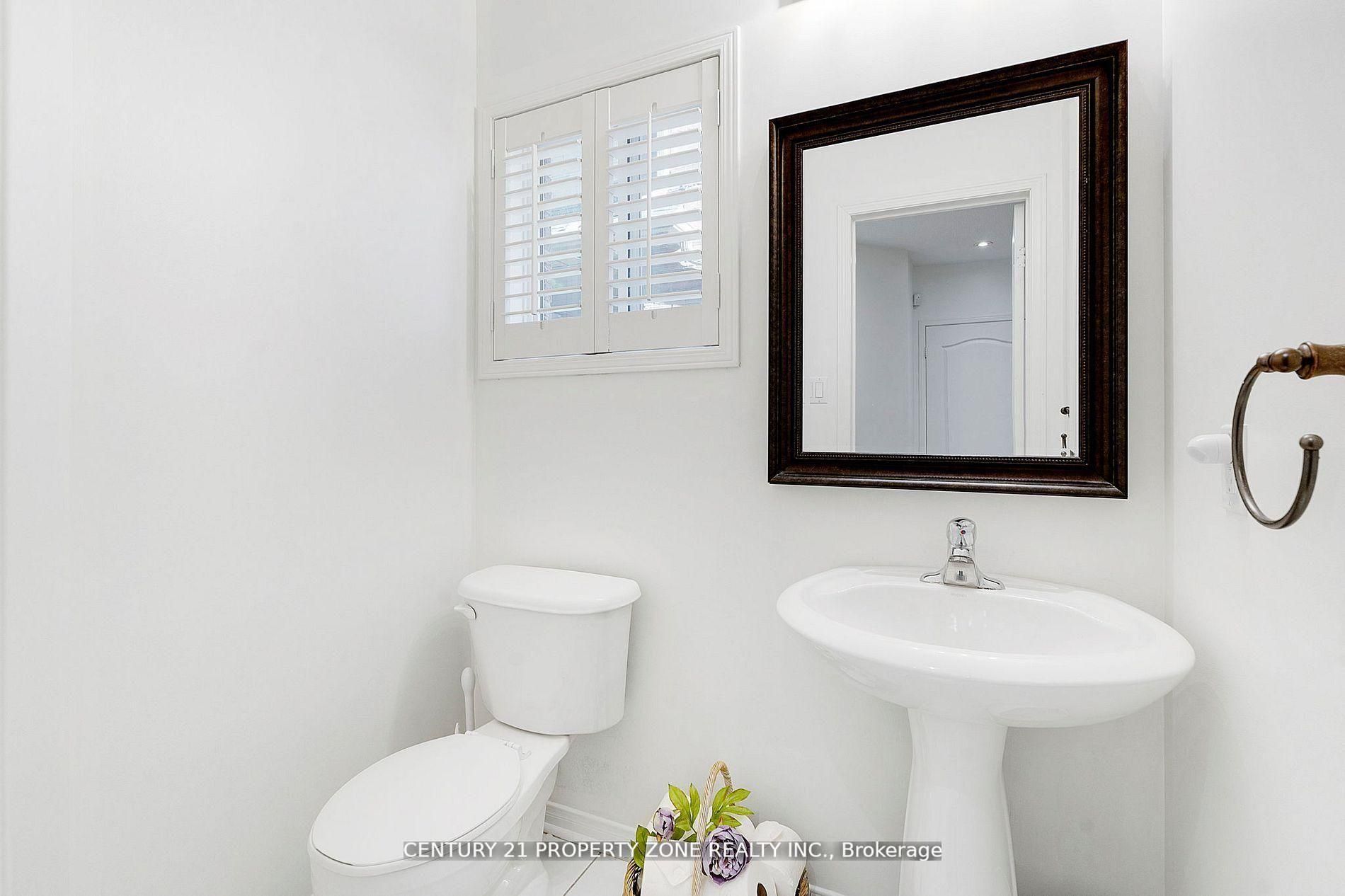 582 Plantation Gate Property Photo 7