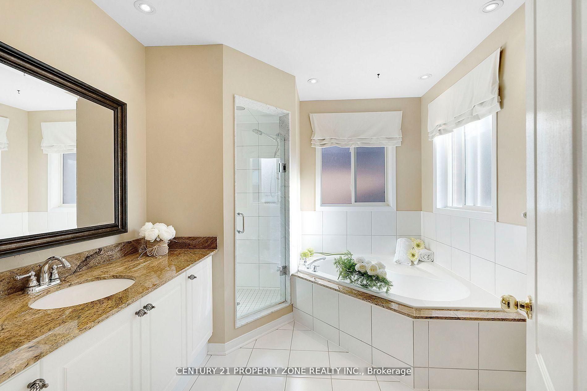 582 Plantation Gate Property Photo 8
