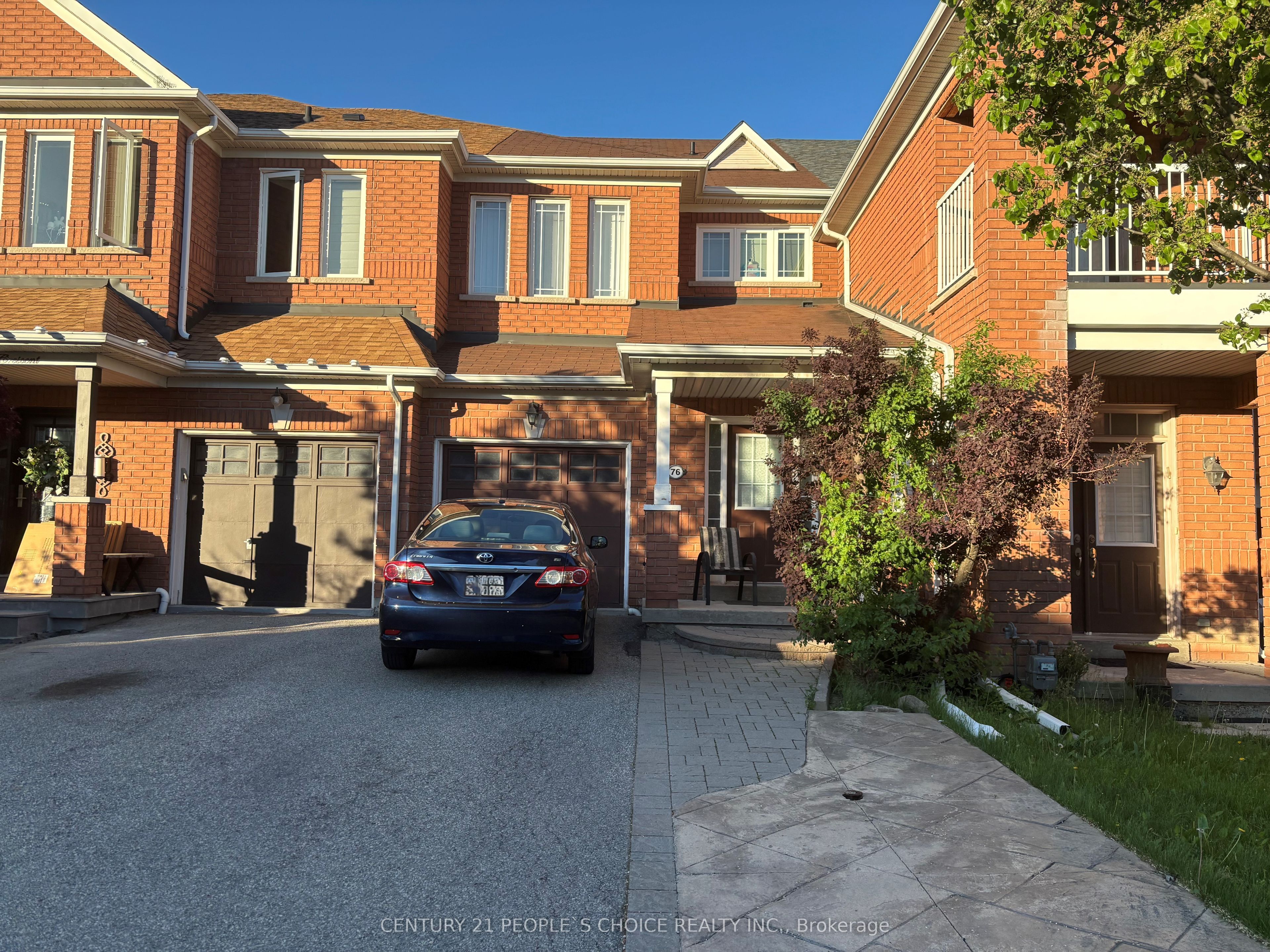 76 Daniel Reaman Crescent NW Property Photo 1