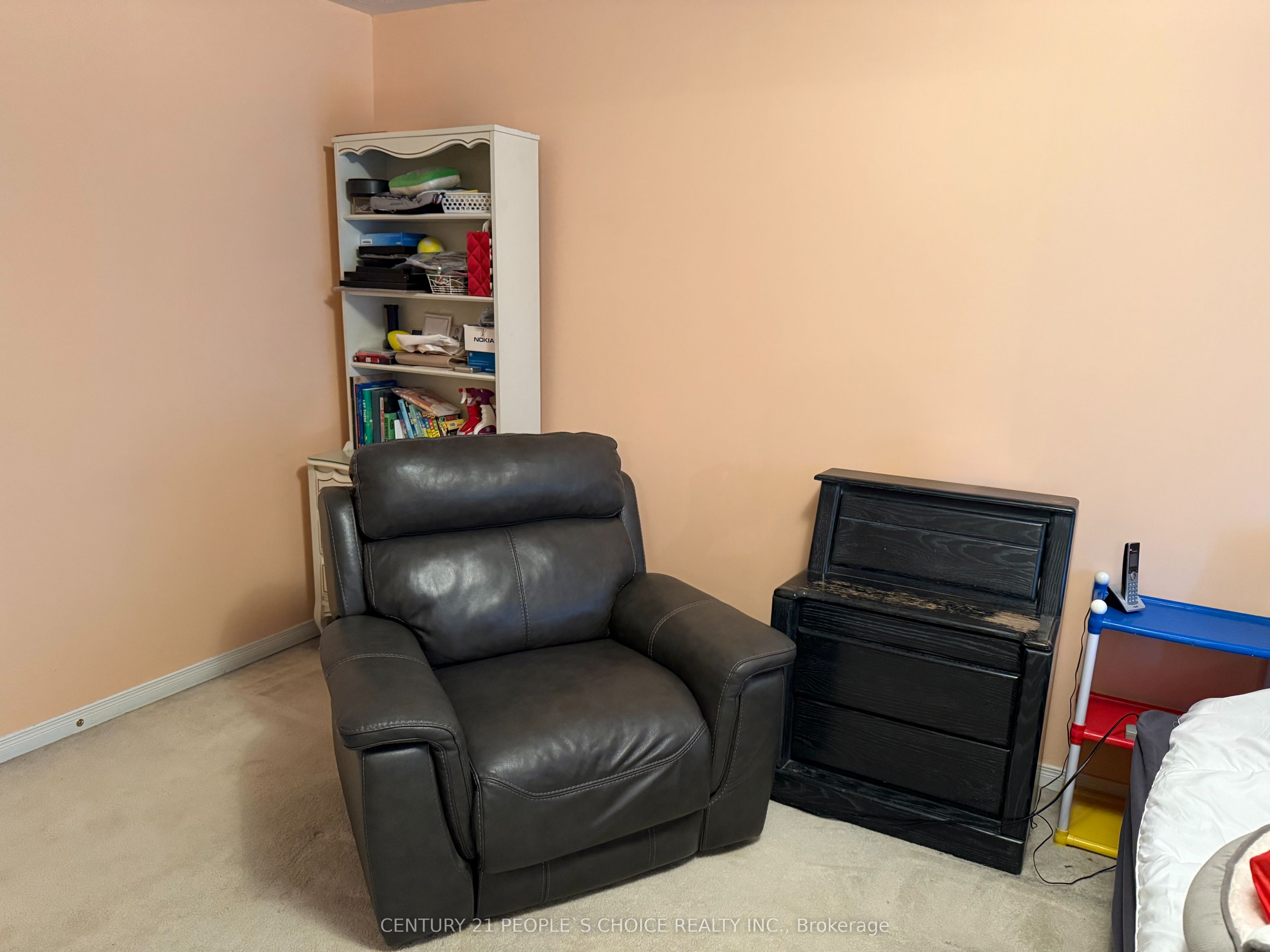 76 Daniel Reaman Crescent Nw Property Photo 10