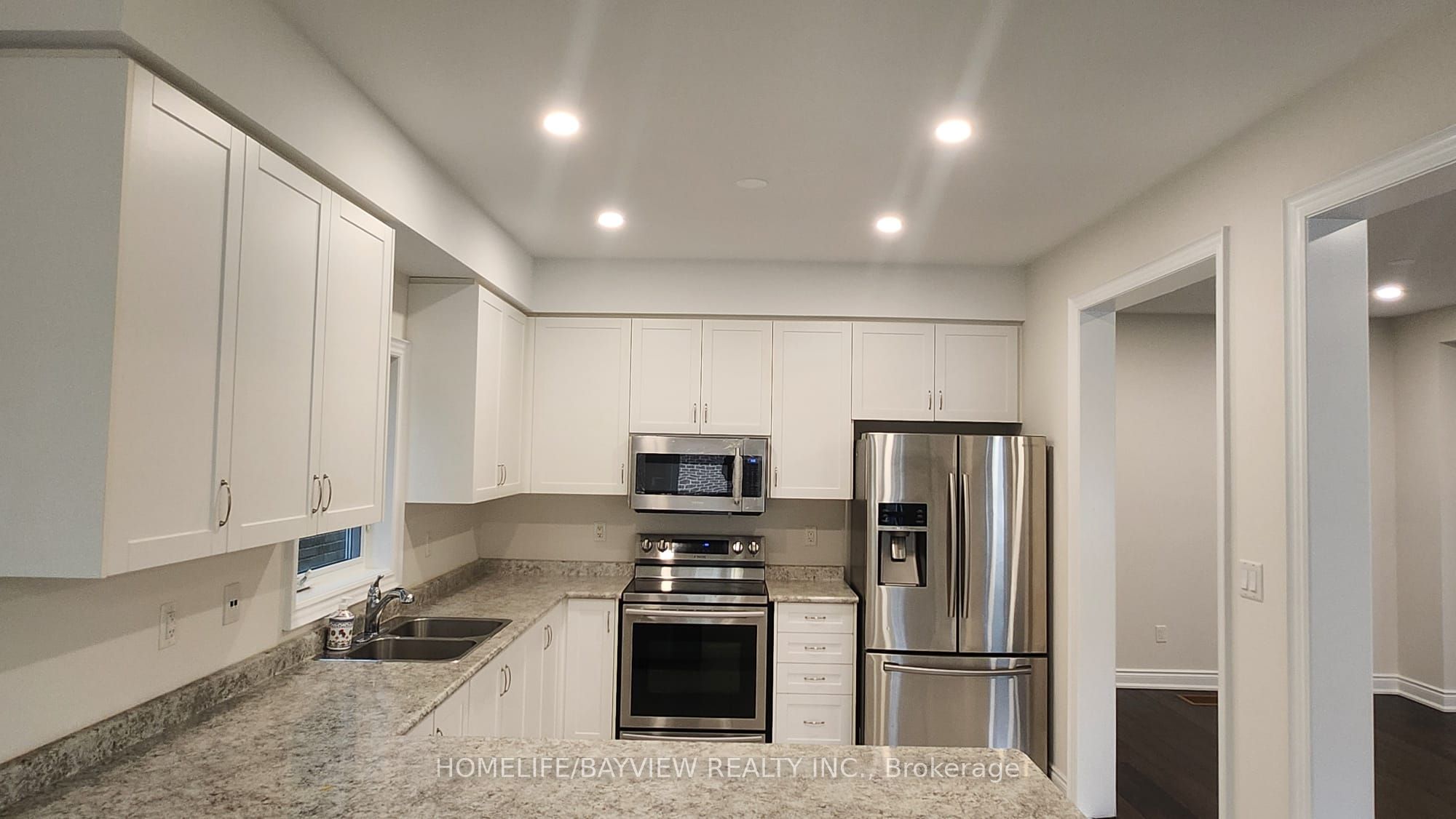 1263 Peelar Crescent Property Photo 6