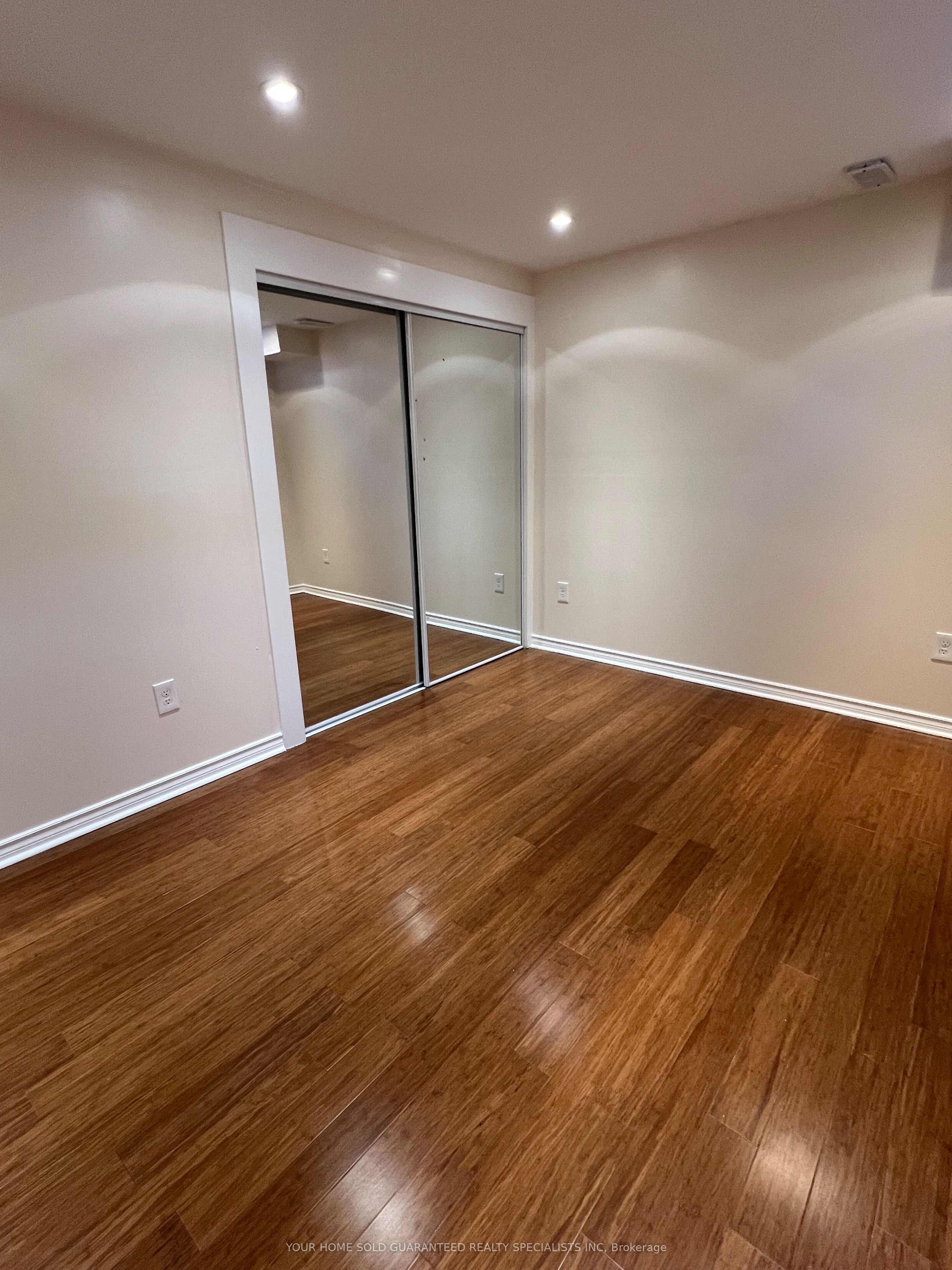 74 Bulmer Crescent Property Photo 7