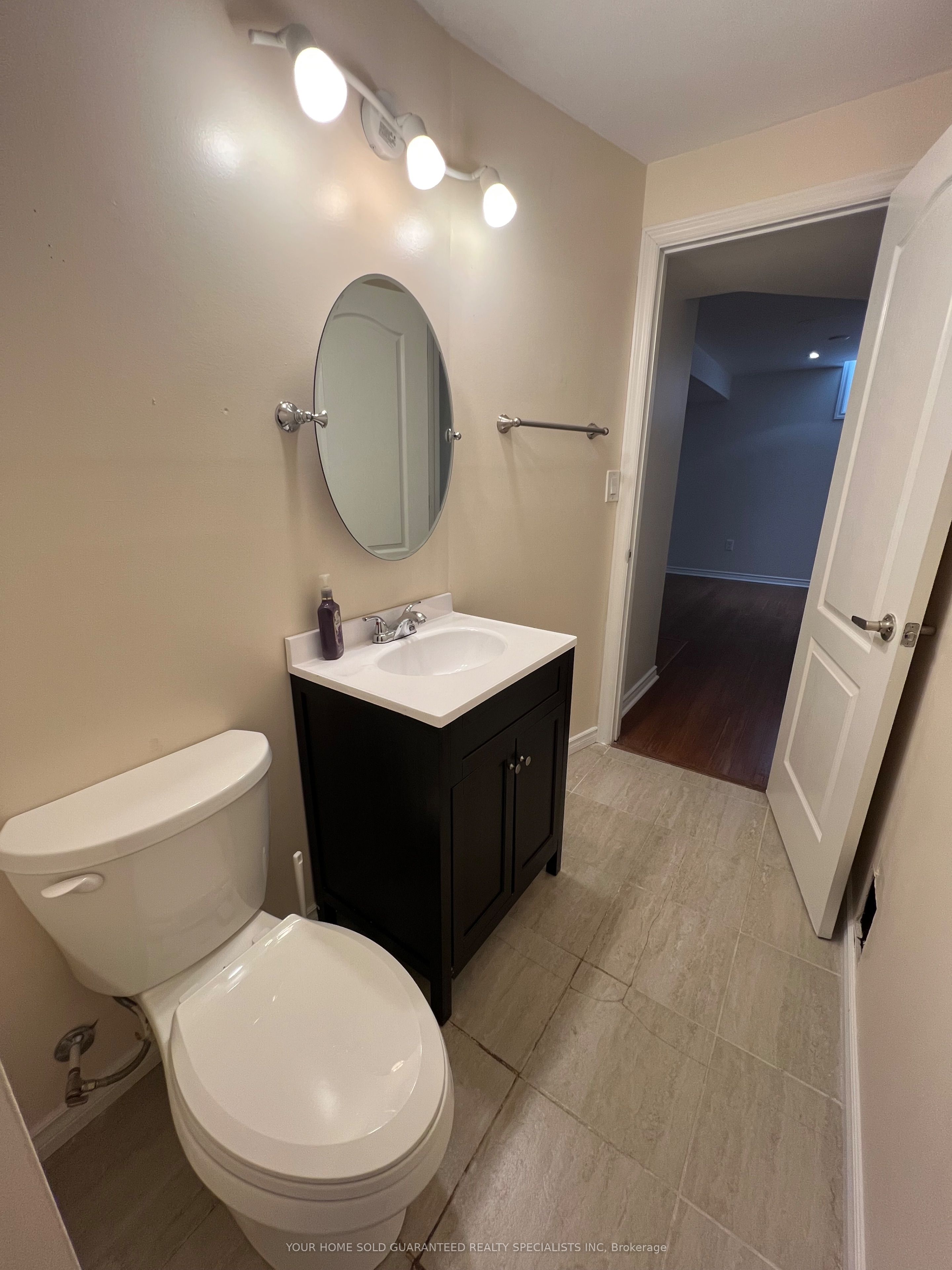 74 Bulmer Crescent Property Photo 8