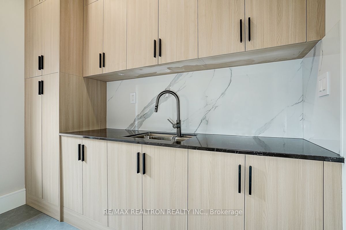 202 Carlton Road Property Photo 40