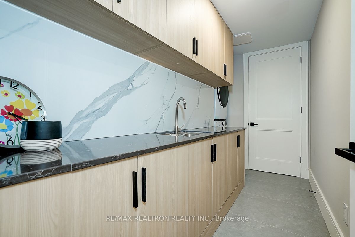 202 Carlton Road Property Photo 44