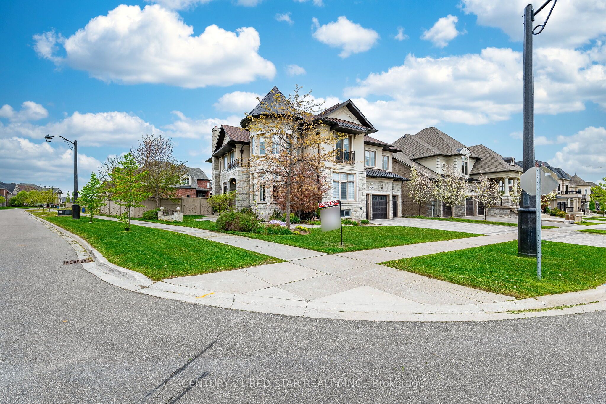 62 Langdon Drive Property Photo 2