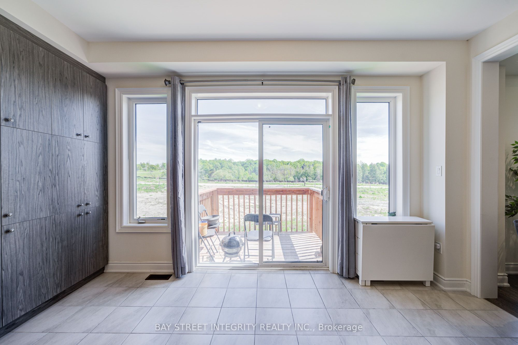 41 Kenneth Rogers Crescent Property Photo 14