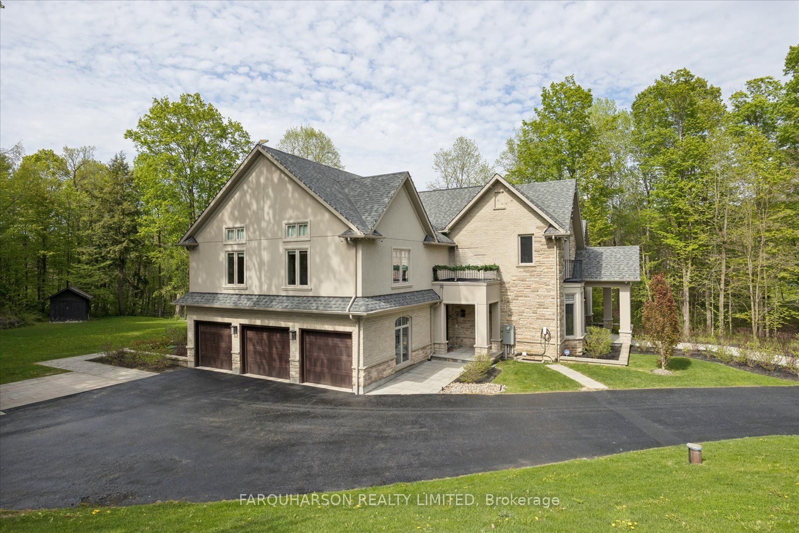 19 Glenhill Trail Property Photo 34